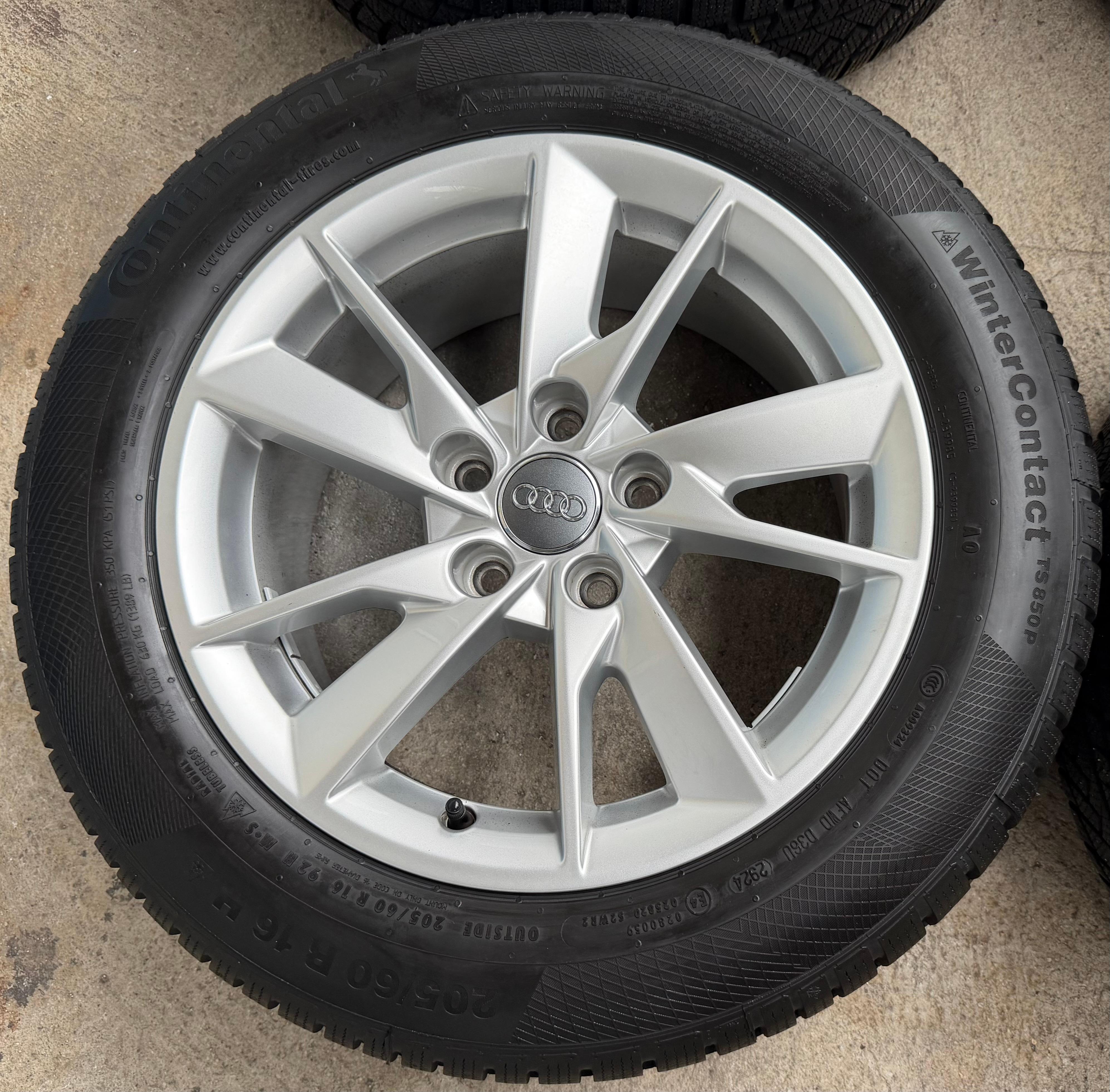 4 Original Alu Winterräder Audi A4 8W B9 8W0601025A 205/60R16 92H Continental