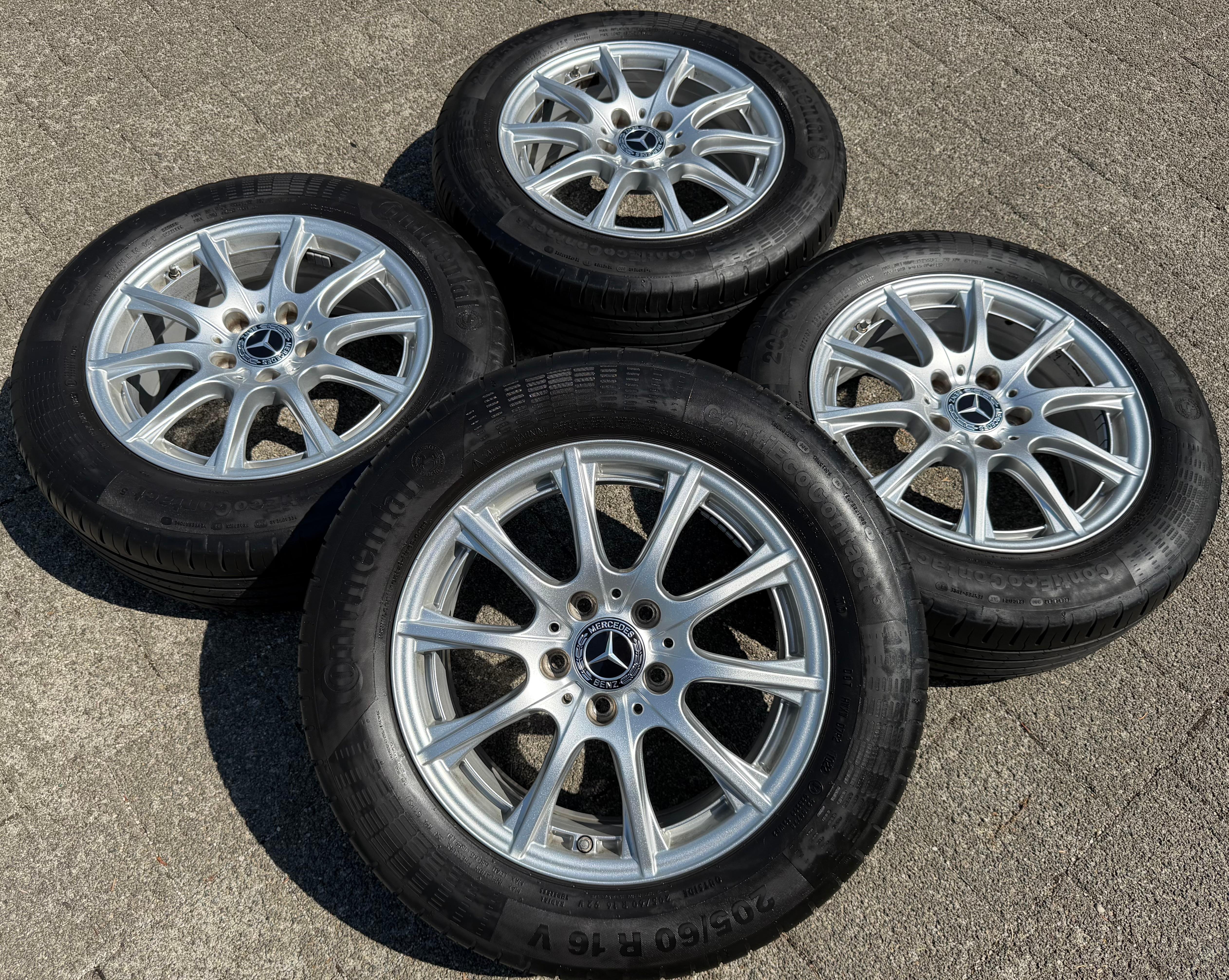 4 ruedas de verano originales de aluminio Mercedes Clase C W205 205 A2054012400 2022 RDKS