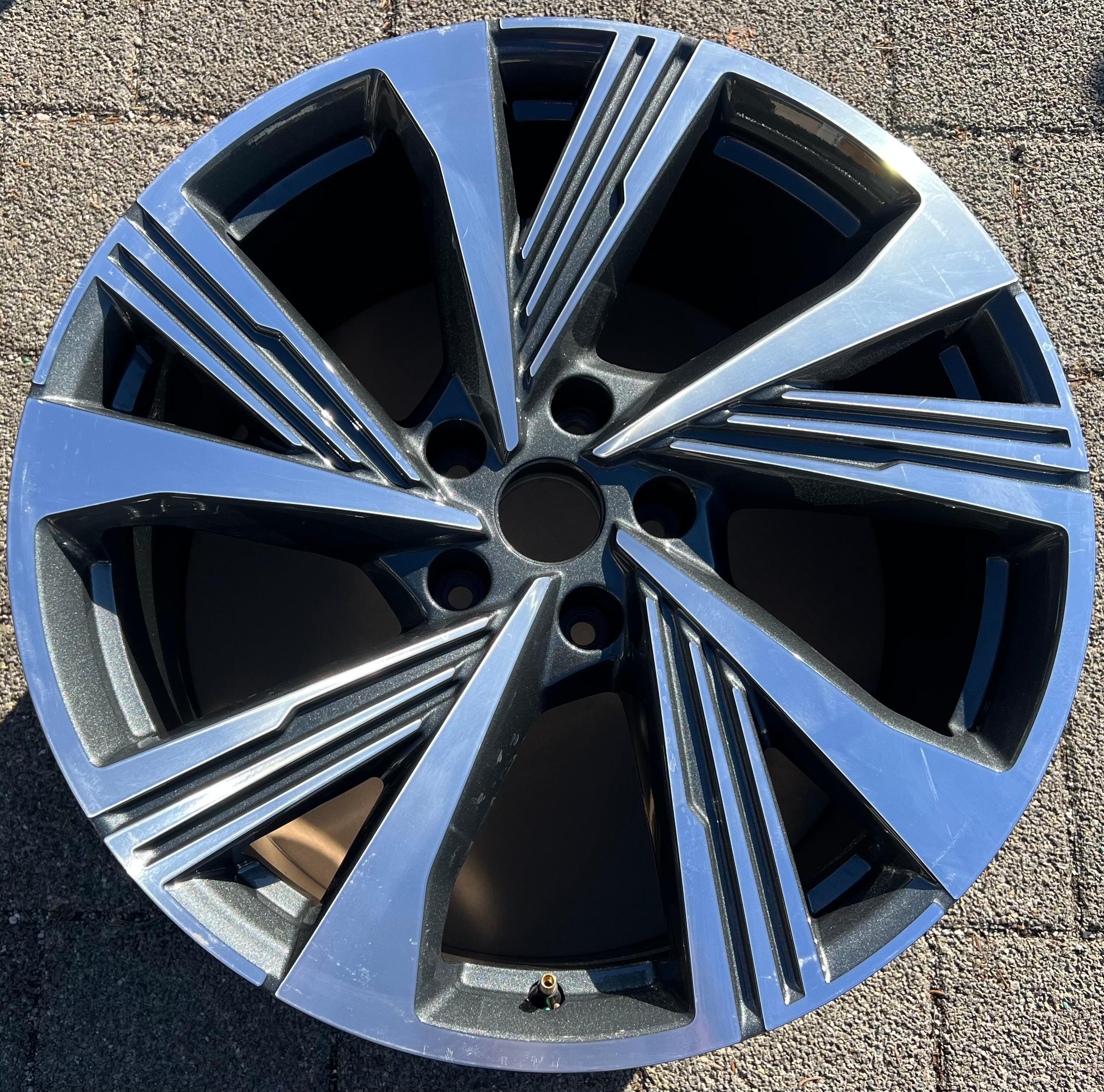 1 X ORIGINAL 21" ALUFELGE AUDI Q6 GF 85H601025L 10x21 ET39 FREIHAUS