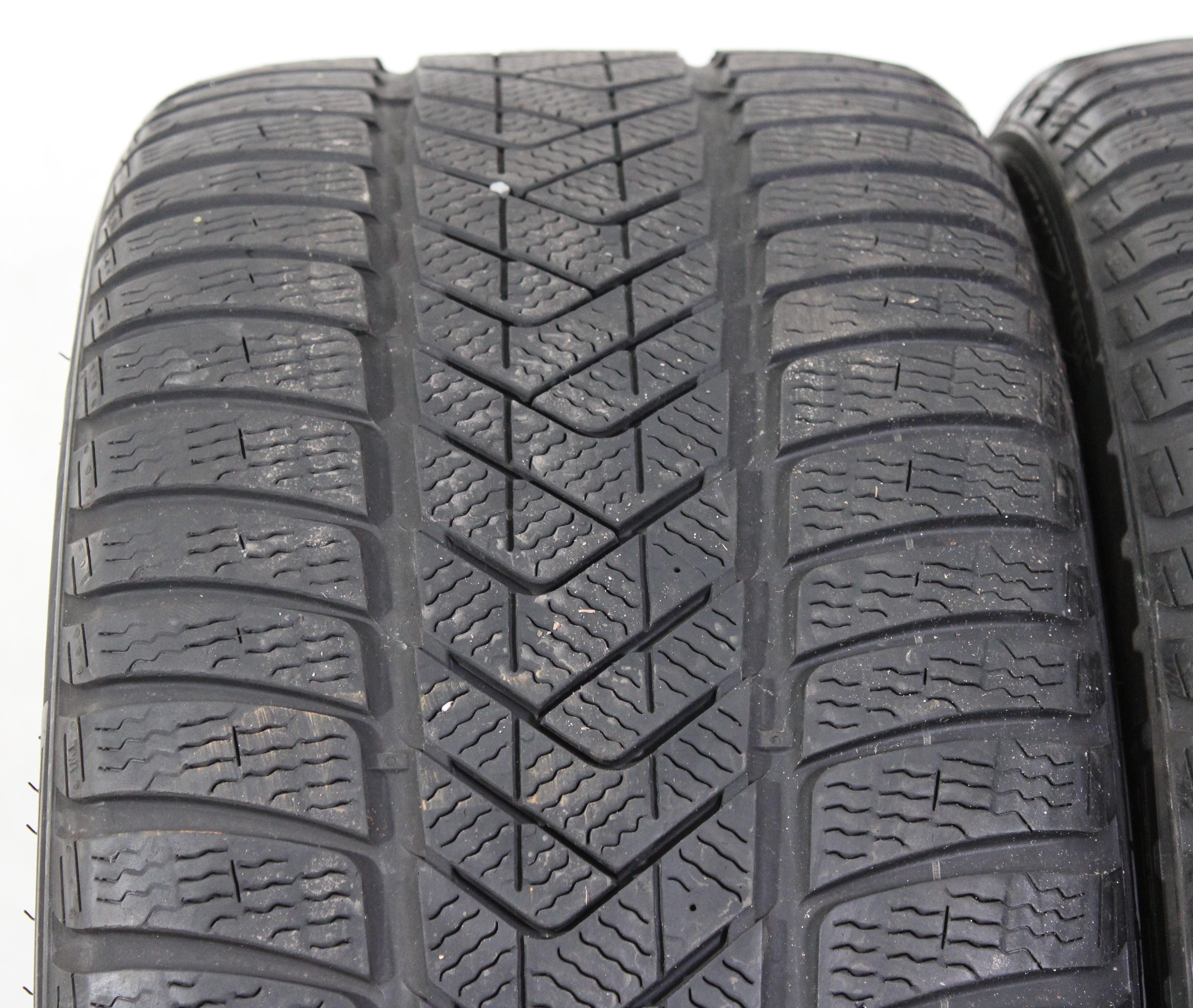 2 x 255/40R18 99V Winterreifen Pirelli Sottozero 3 Runflat 4,5-5mm 2020 *