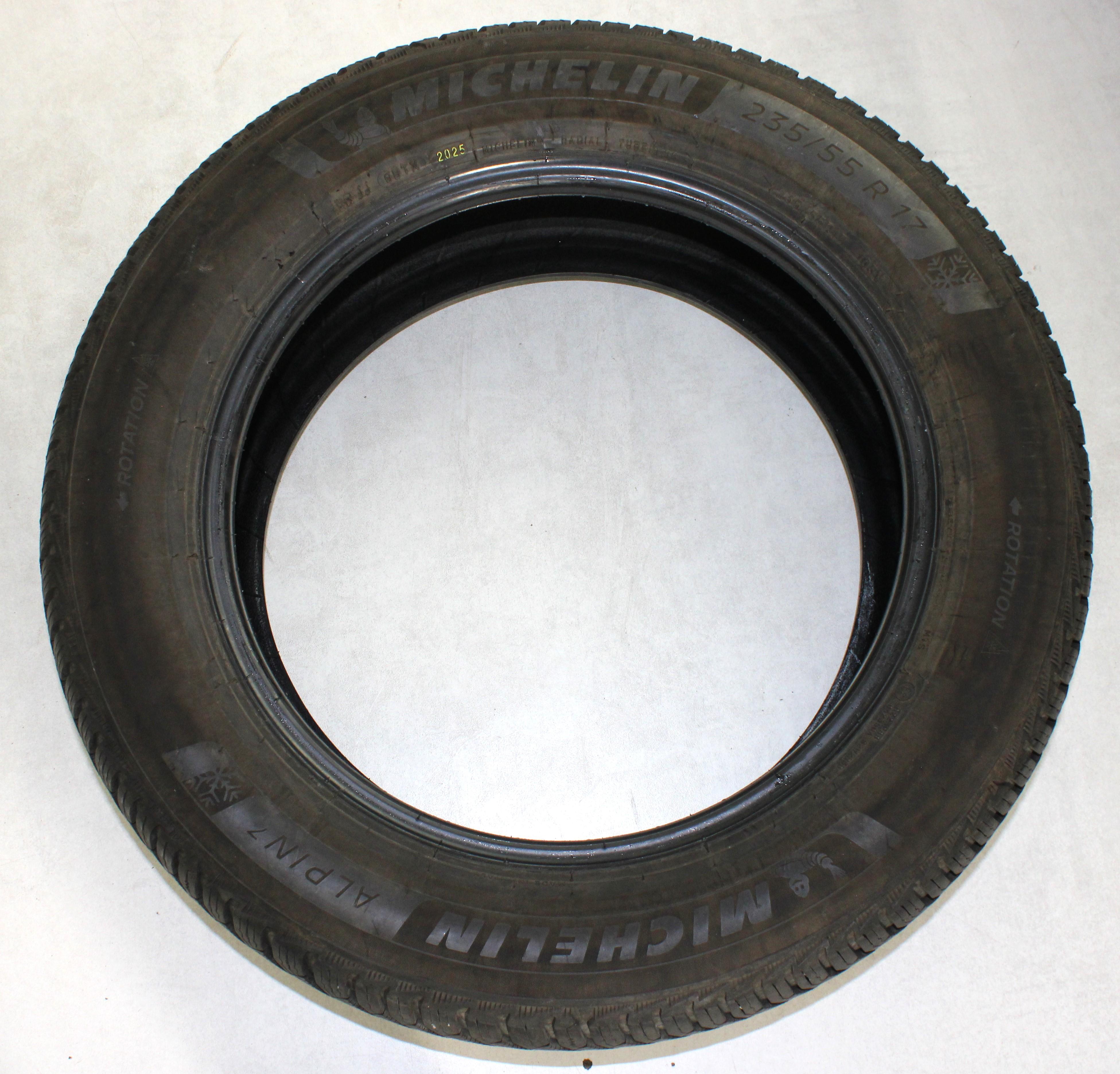 1 x 235/55R17 103V Pneu hiver Michelin Alpin 7 7mm 2025 XL