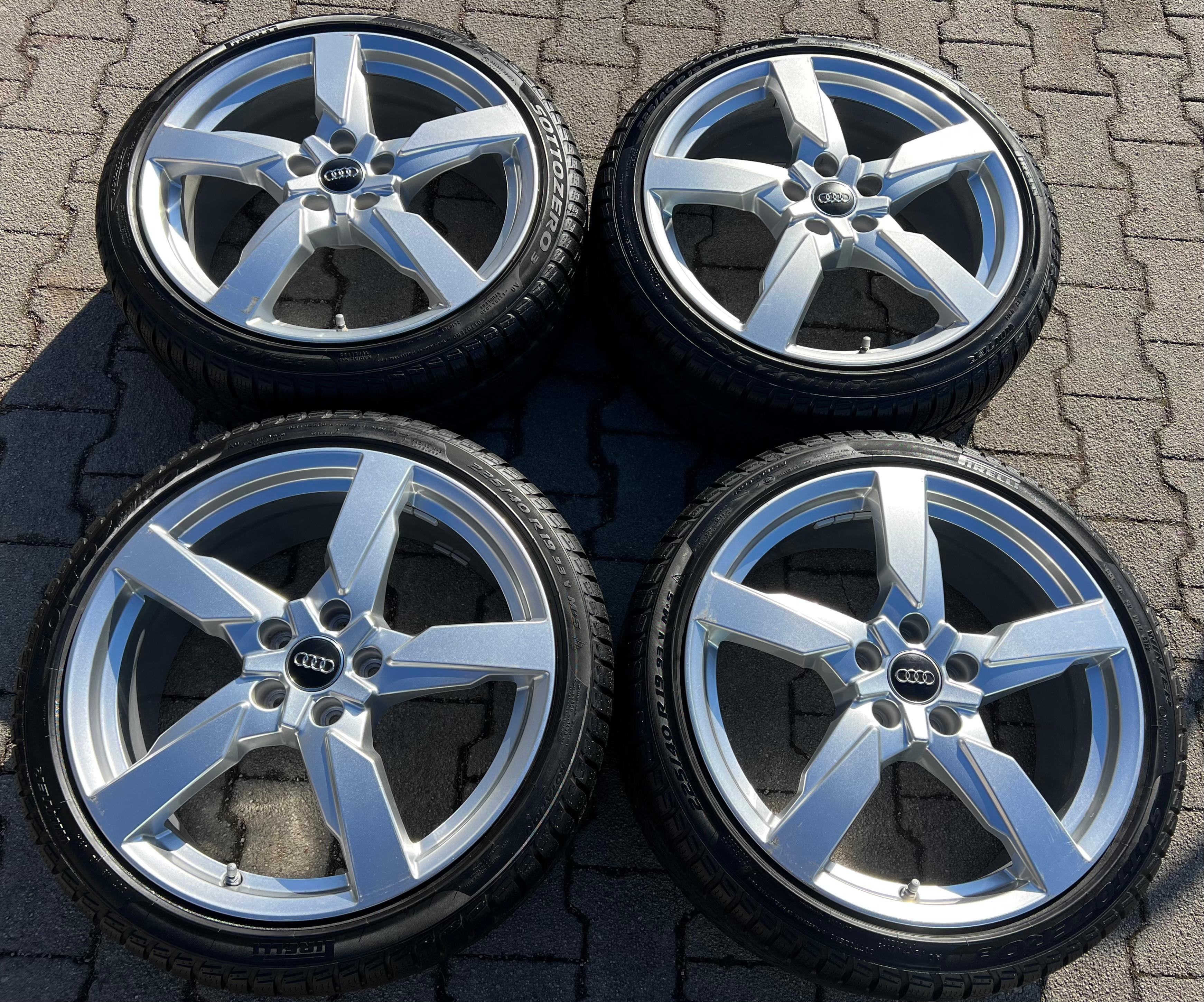 4 ORIGINAL 19" ALU WINTERRÄDER AUDI TT TTS 8S 8S0601025AG 225/40R19 93V PIRELLI