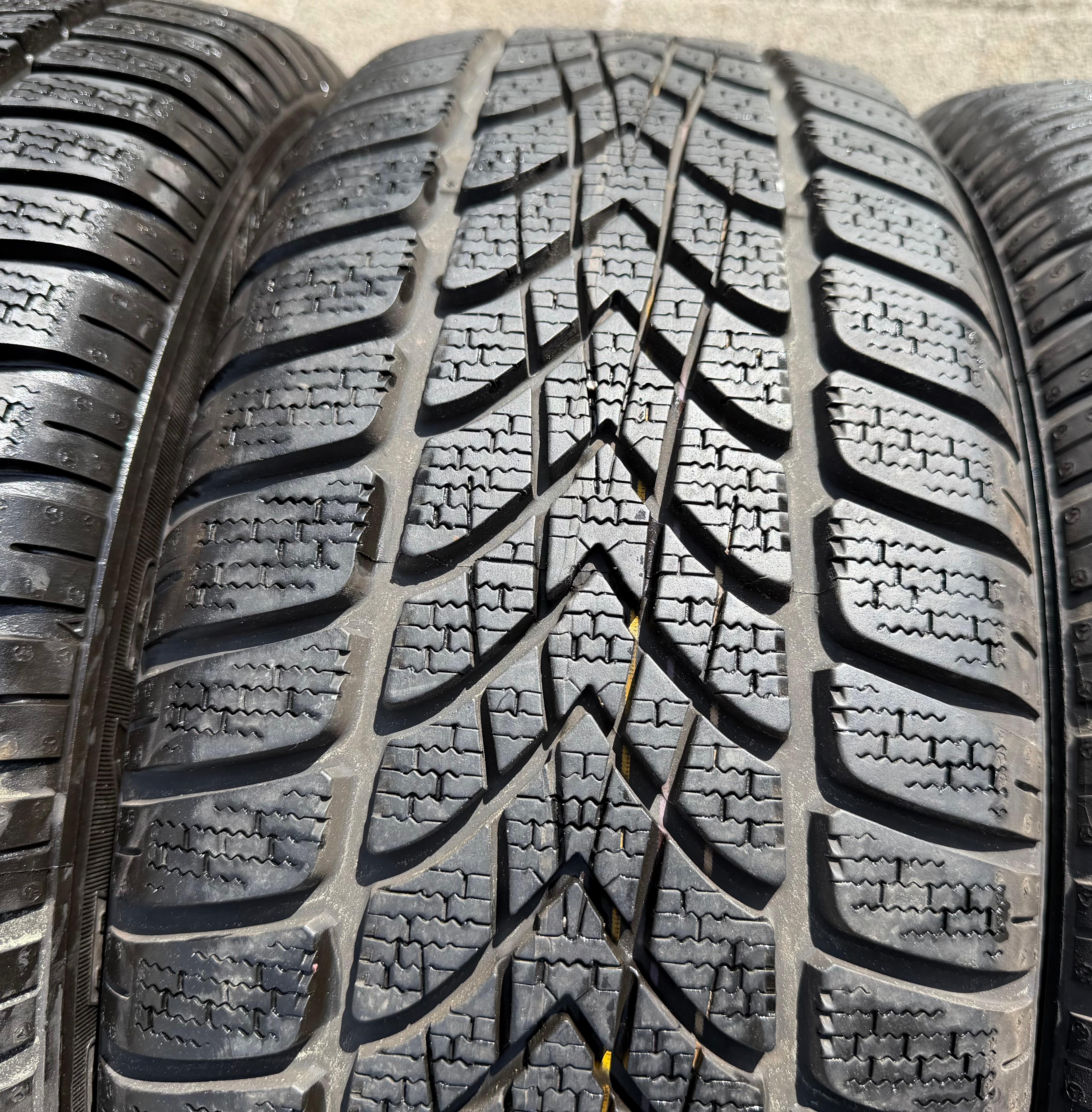 4 Winterräder VW Golf 7 Audi A3 8V Seat Leon 5F Skoda Octavia 5E 205/55R16 91H Dunlop