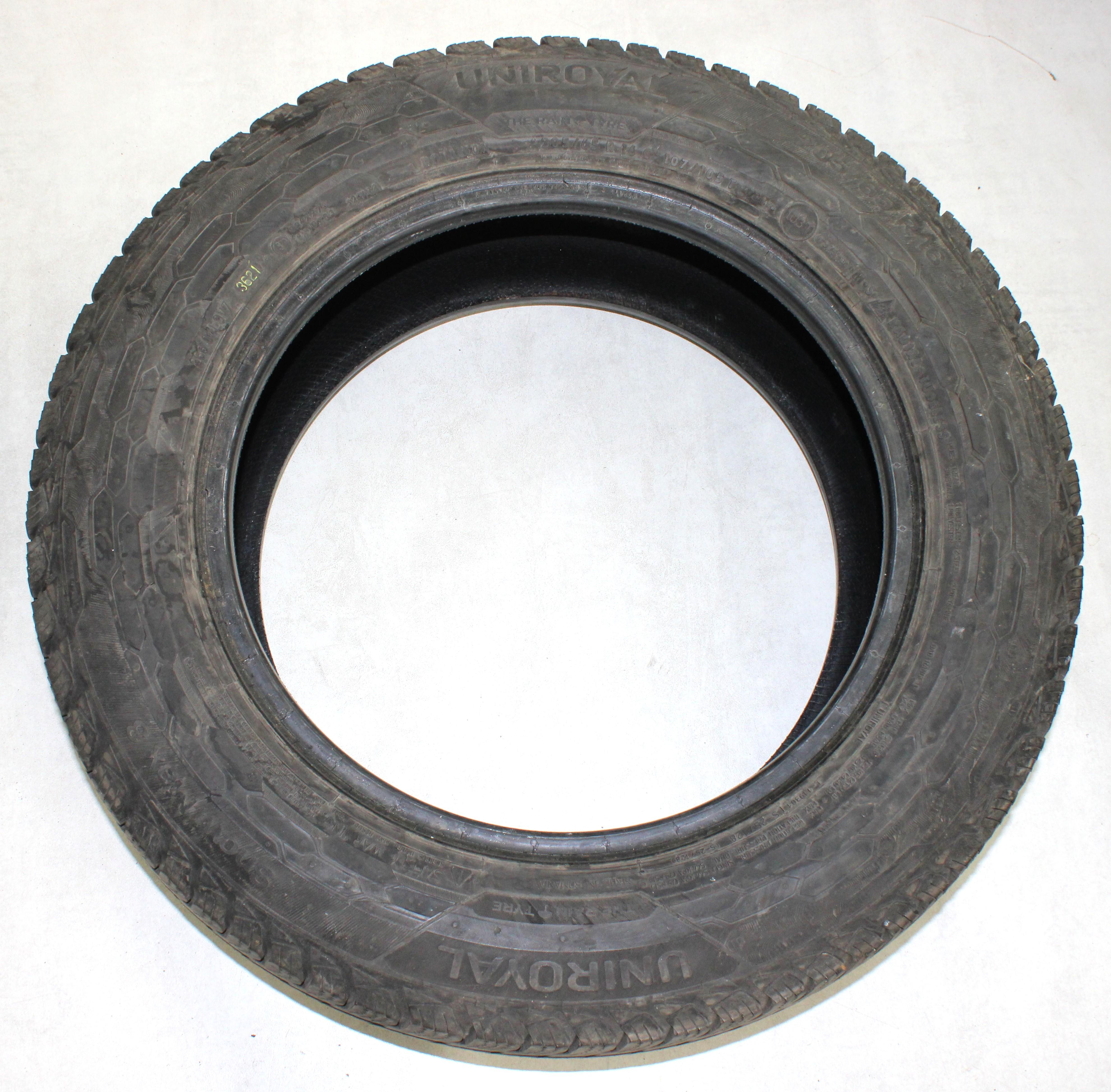 2 x 205/65R16C 107/105T Winterreifen Uniroyal Snow Max 3 5,5-6mm 2021