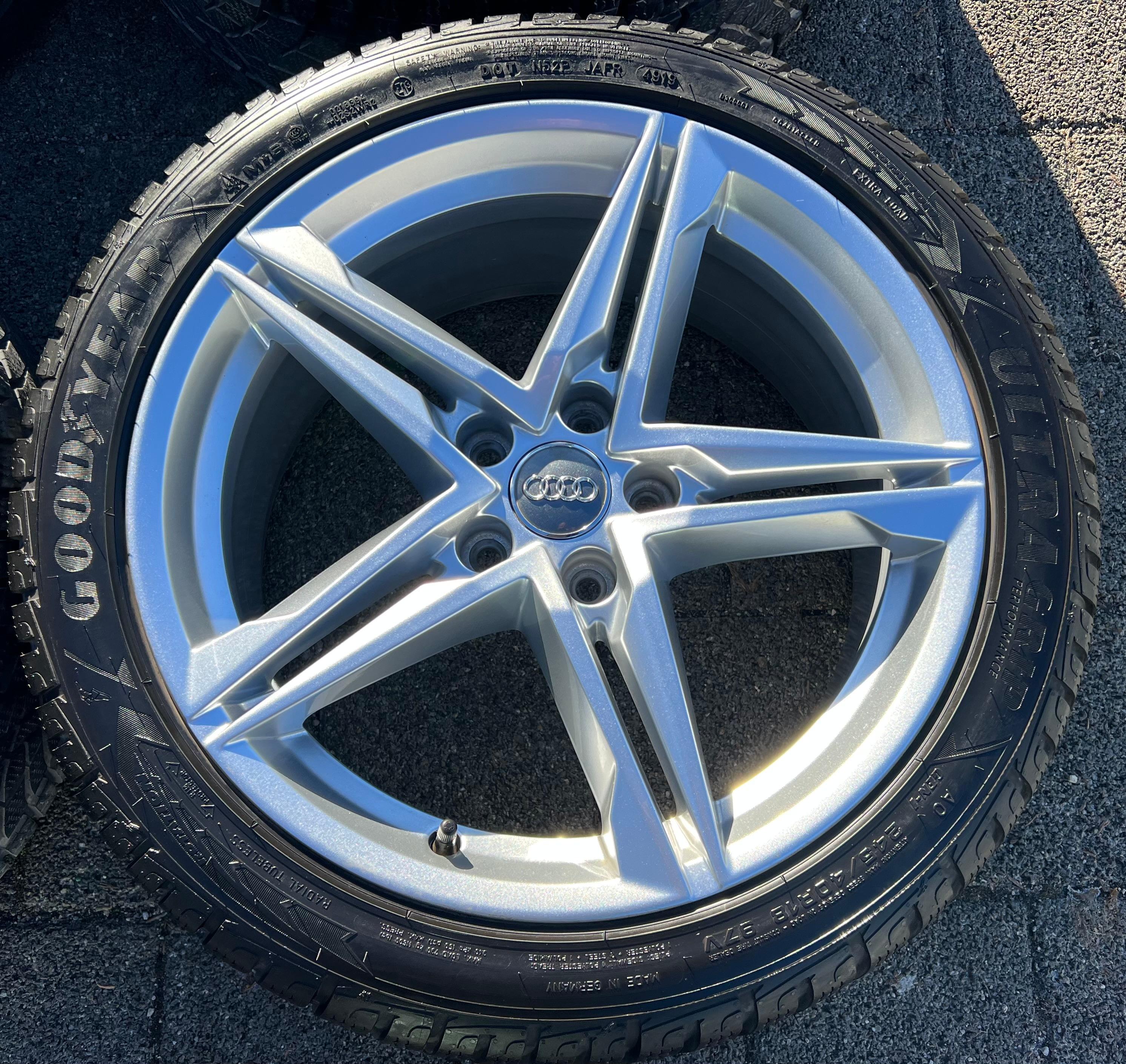 4 ORIGINAL 18" ALU WINTERRÄDER AUDI A4 + AVANT 8W B9 245/40R18 97V 8W0601025R 2020