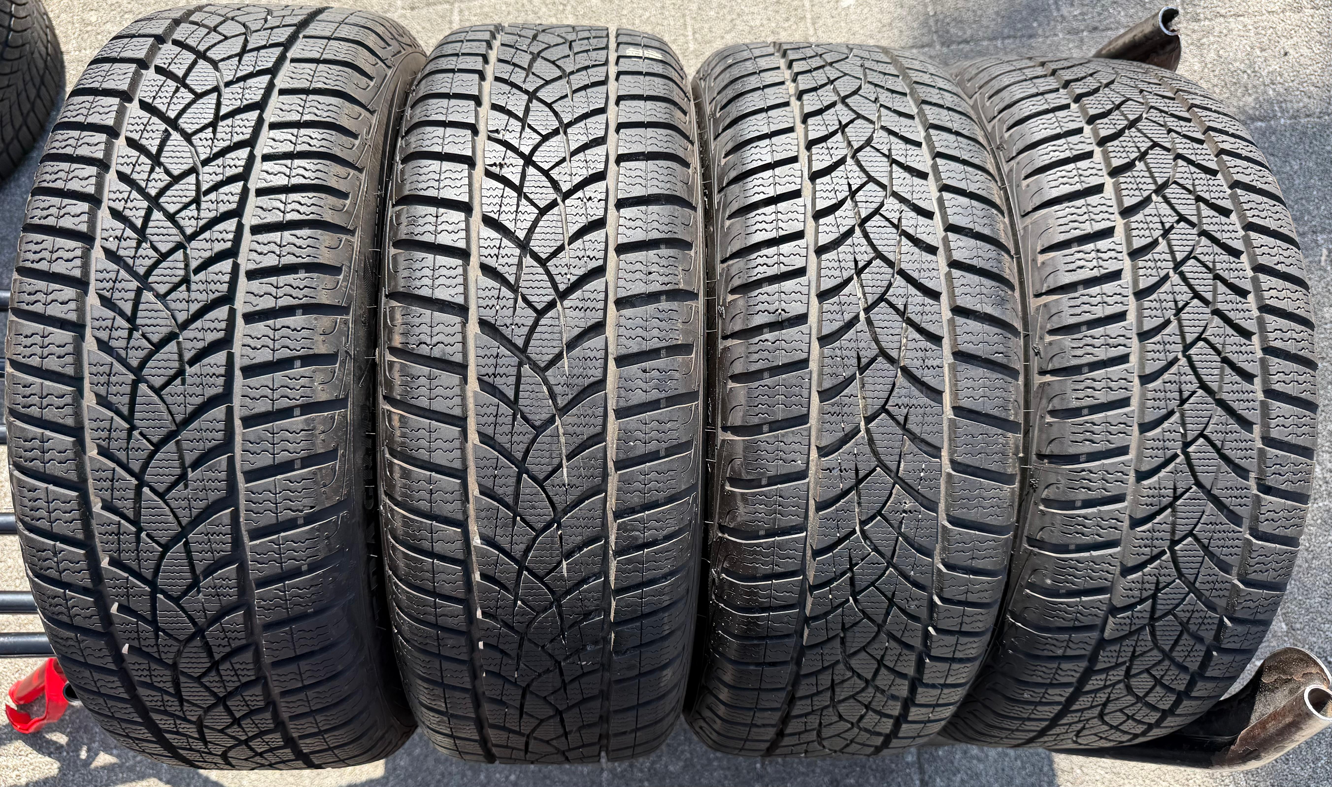 4 Winterräder Audi A3 8V Sportback Cabrio  205/55R16 91H Goodyear 8V0601027A 2021