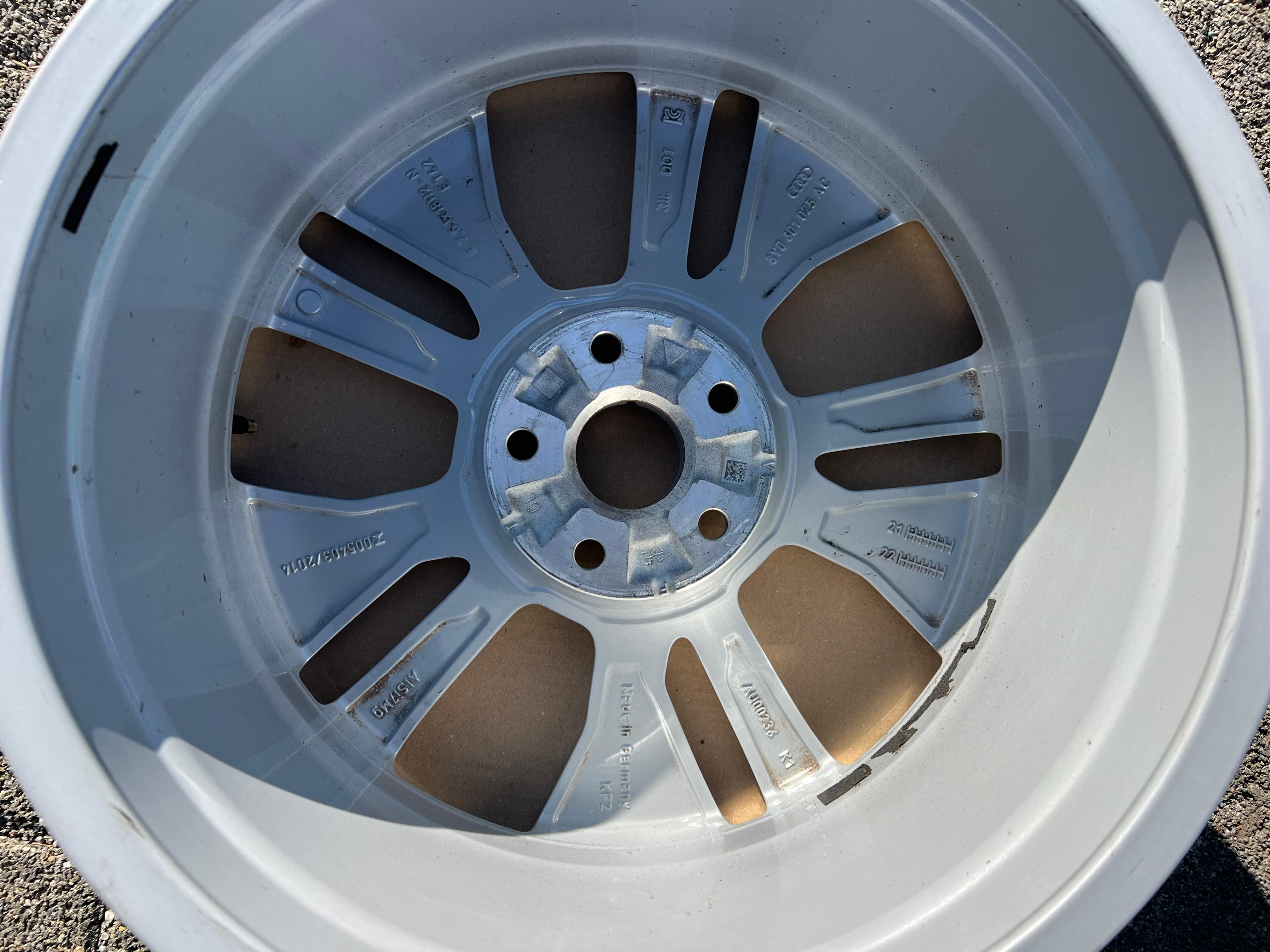 1 X LLANTA DE ALEACIÓN ORIGINAL DE 18" AUDI A3 S3 8Y 8Y0601025AC 7,5x18 ET42 ENVÍO GRATUITO