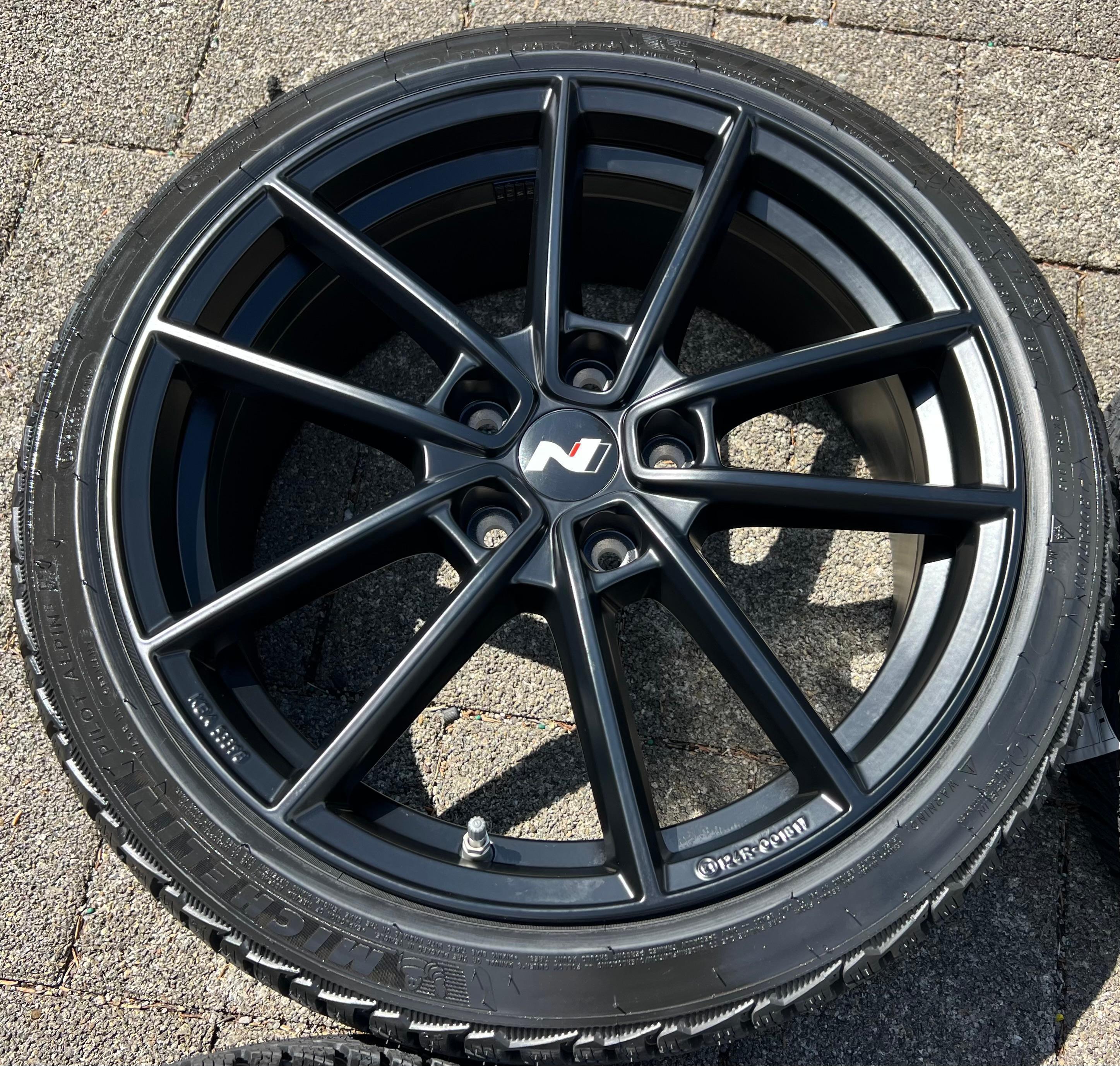 4 ORIGINAL 18" ALU WINTERRÄDER HYUNDAI i20N 215/40R18 89V RDKS NEU FREIHAUS