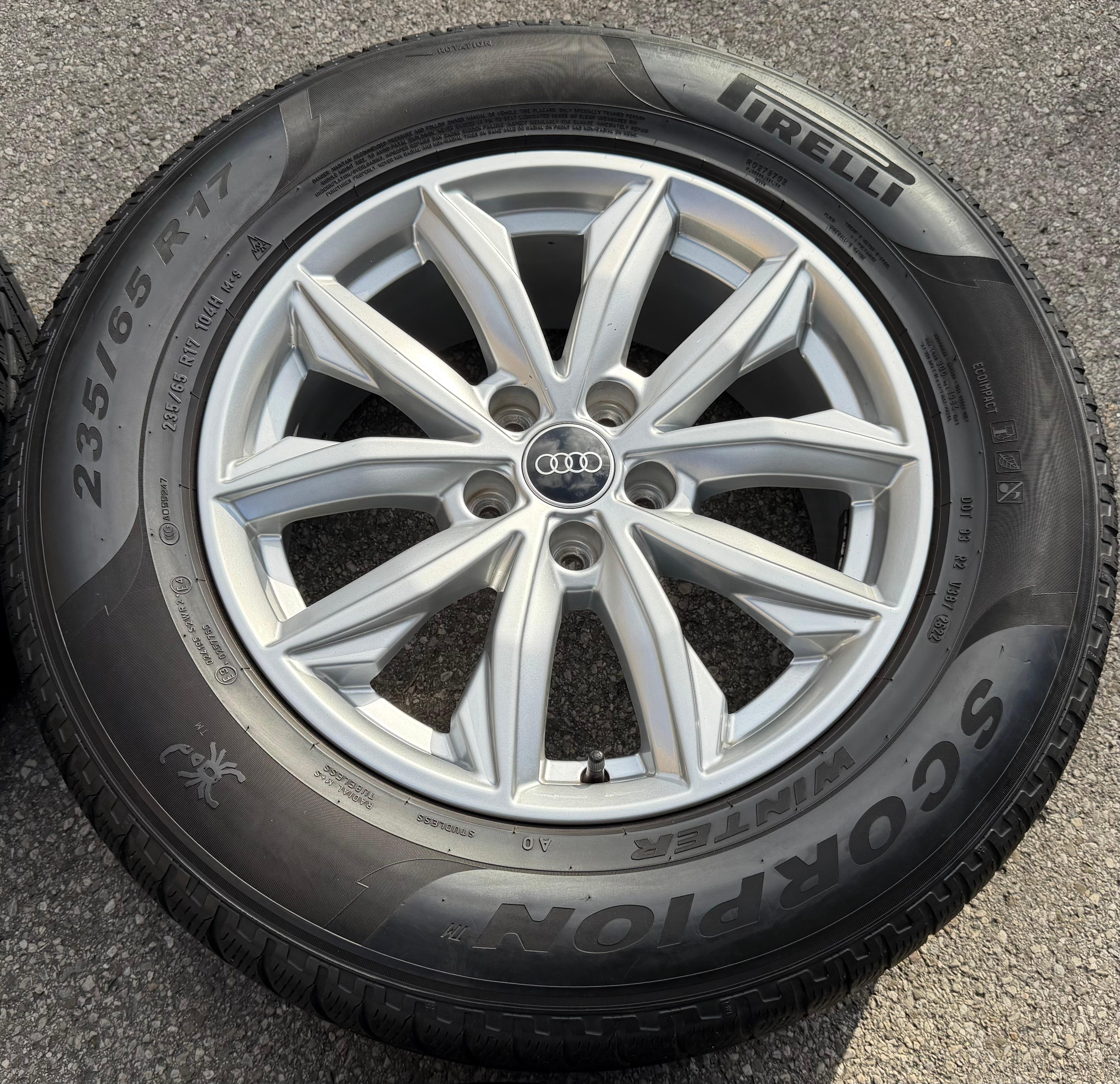 4 Original 17" Alufelgen Audi Q5 FY 80A601025J 7x17 ET34 Felgen