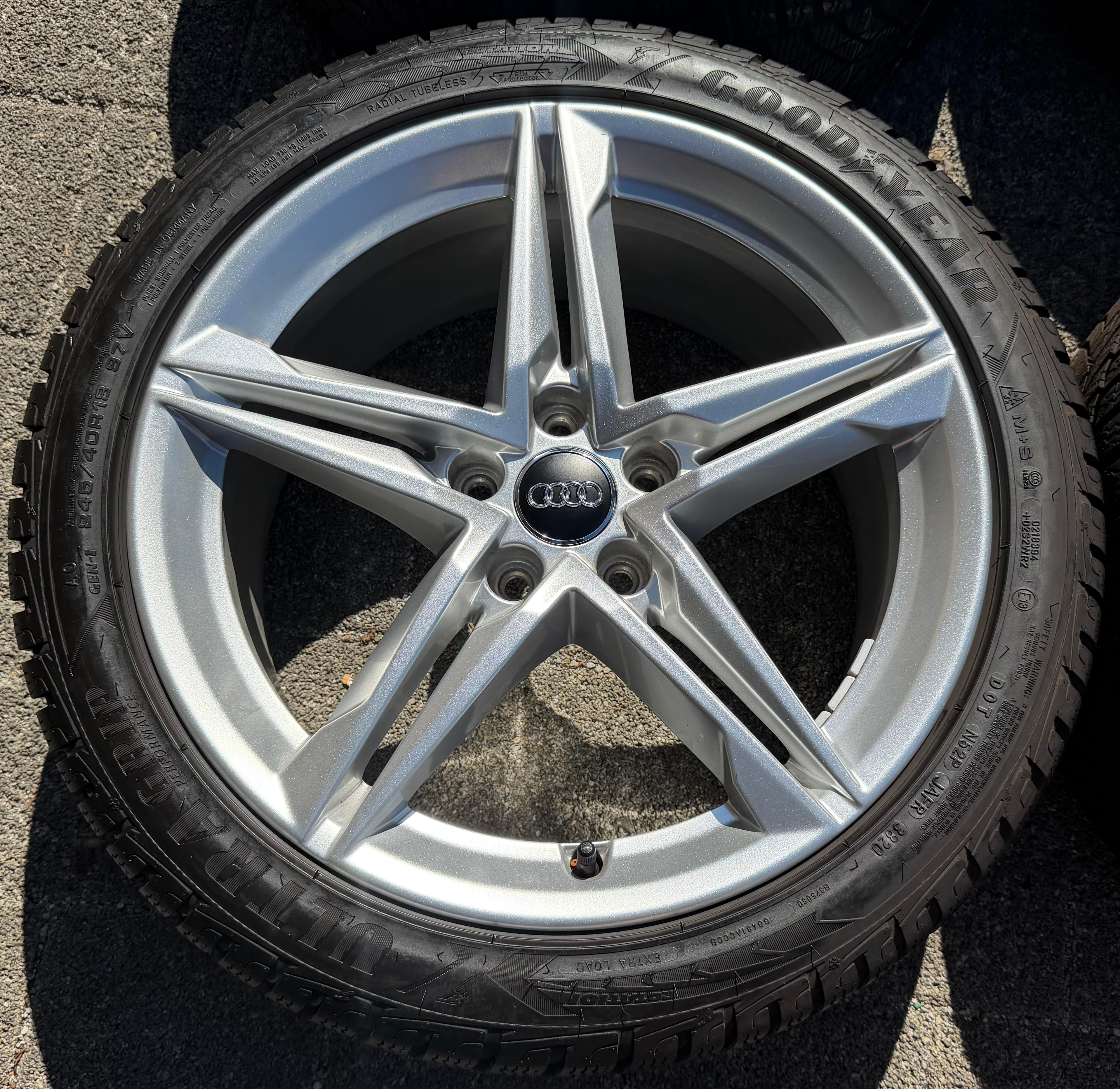 4 ORIGINAL 18" ALU WINTERRÄDER AUDI A4 S4 8W B9 8W0601025EC 245/40R18 97V 2020