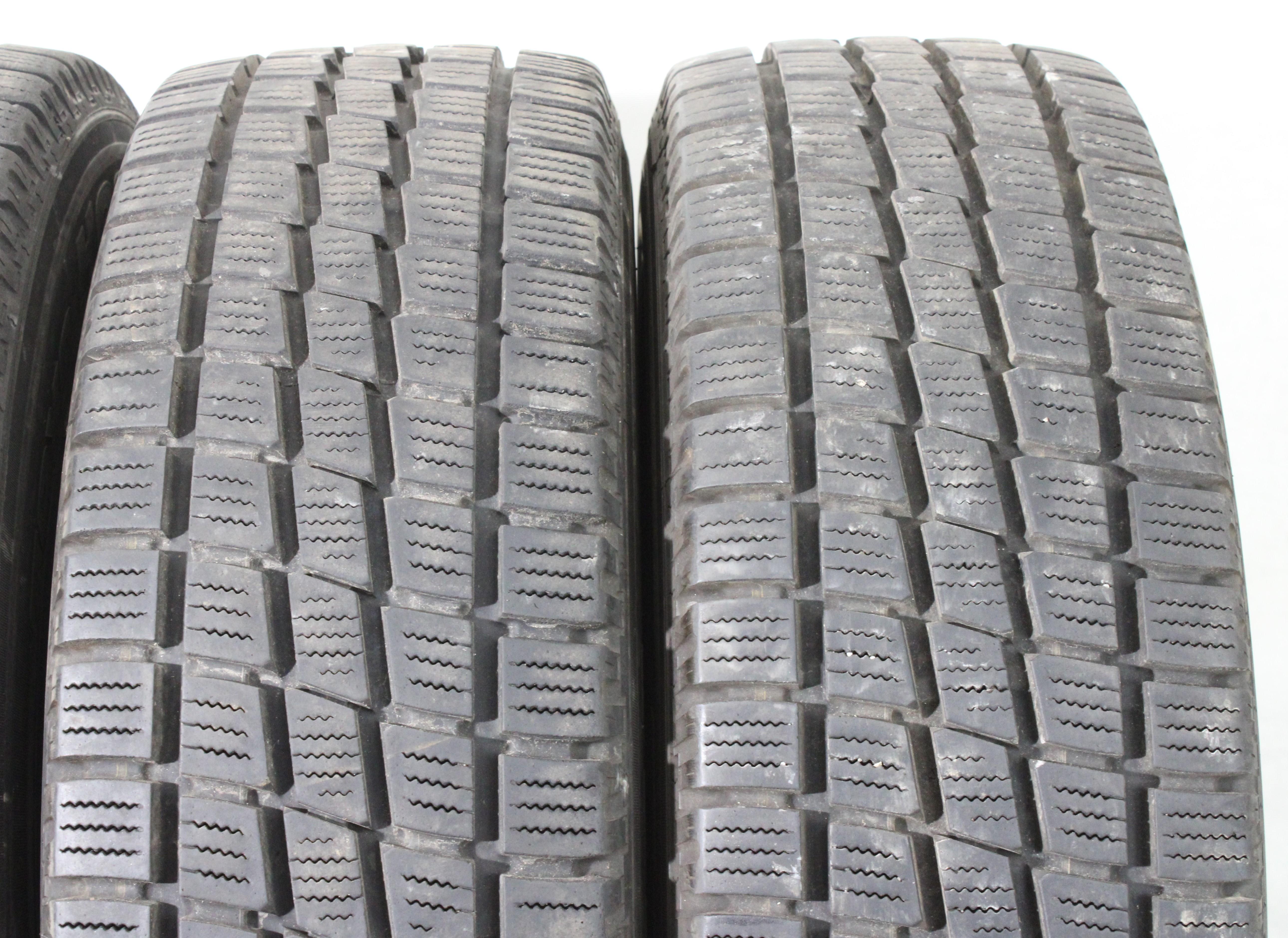 4 x 225/75R16C 121/120Q Neumáticos de invierno Toyo Winter H09 3x9-9,5mm/1x10-10,5mm 2017