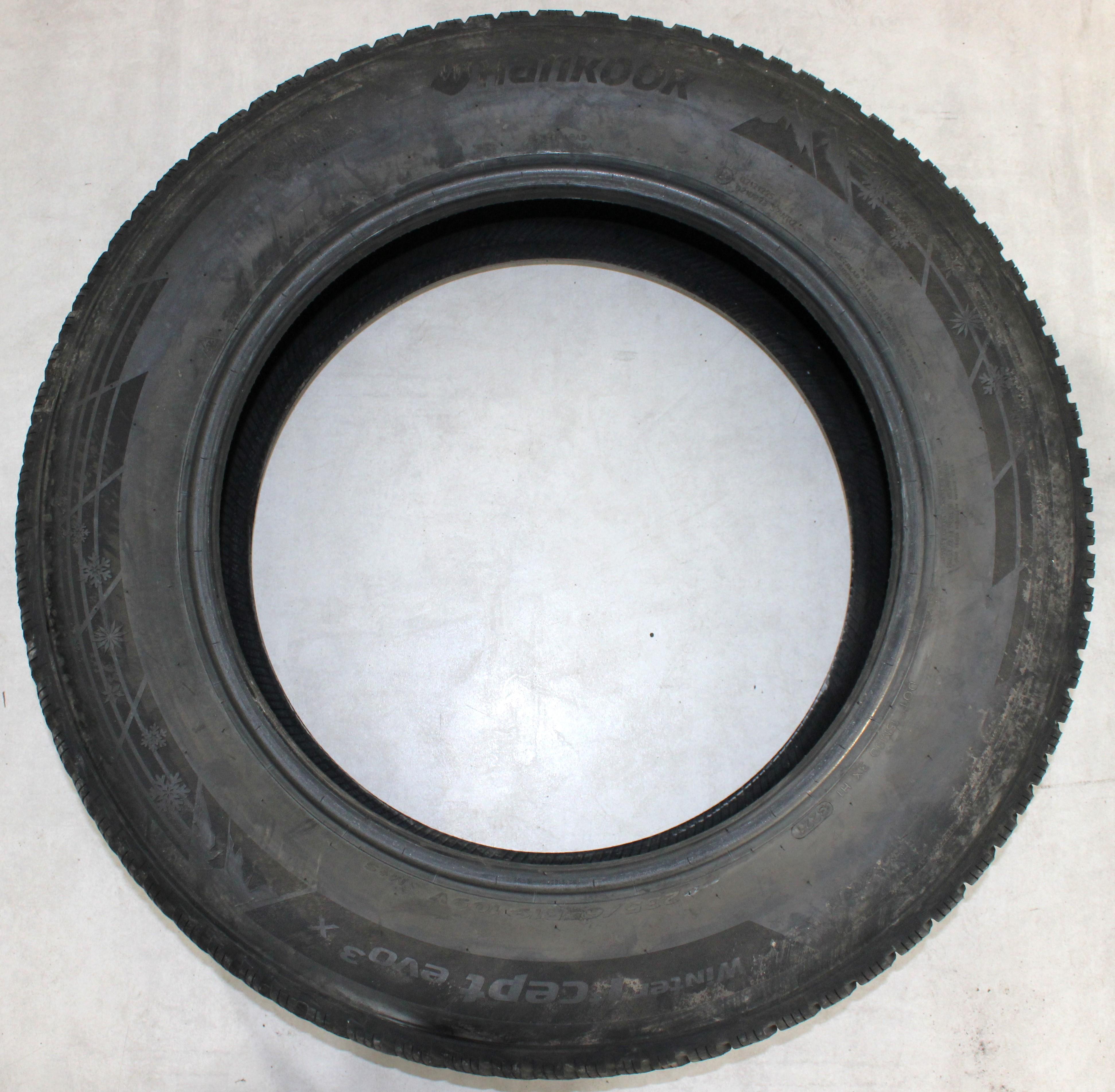 1 x 235/65R19 109V Winterreifen Hankook Winter I*Cept Evo 3 X 7,5mm 2021 XL