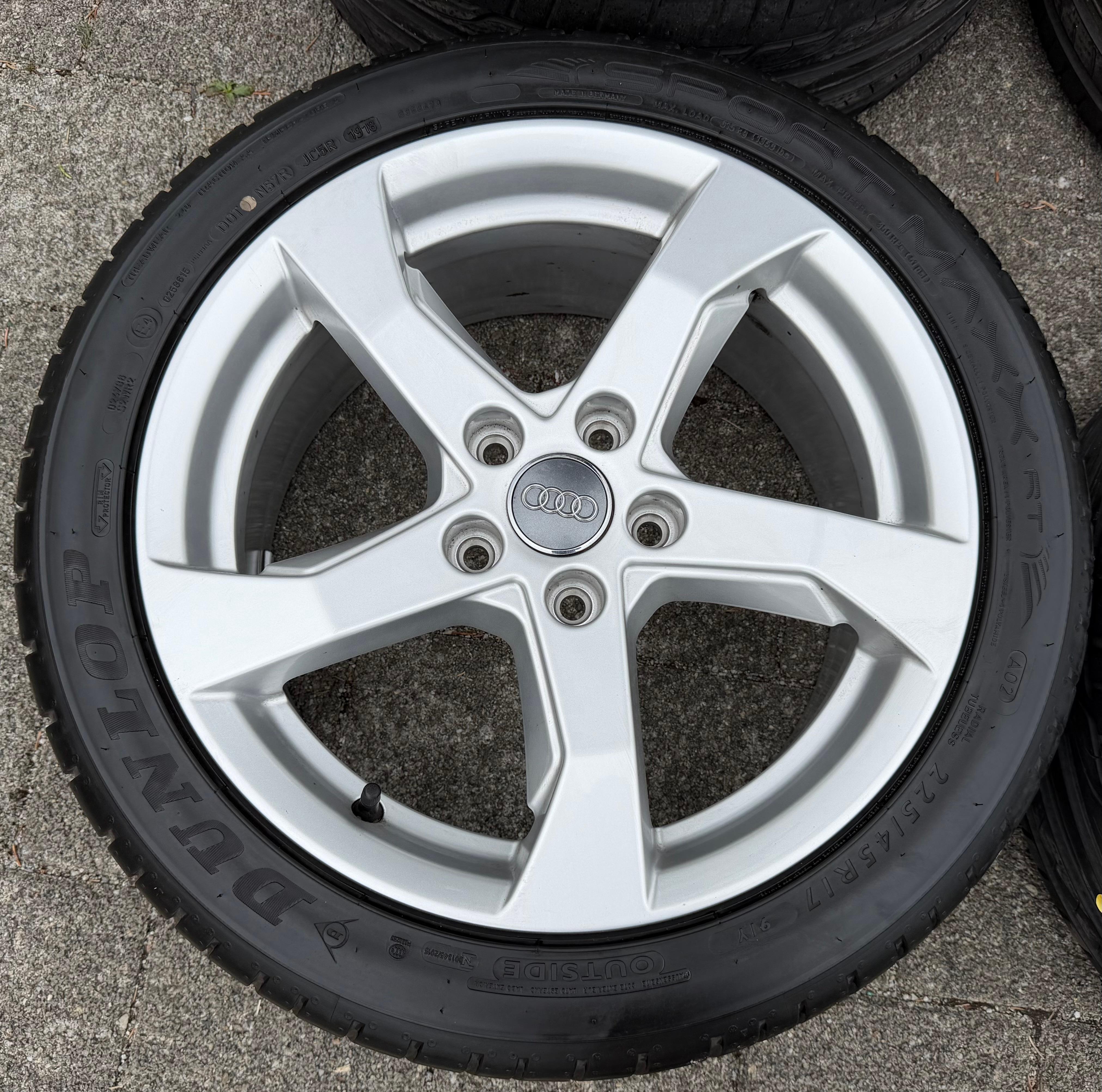 4 Original 17" Alu Sommerräder Audi A3 S3 8V 8V0601025CT 225/45R17 91Y