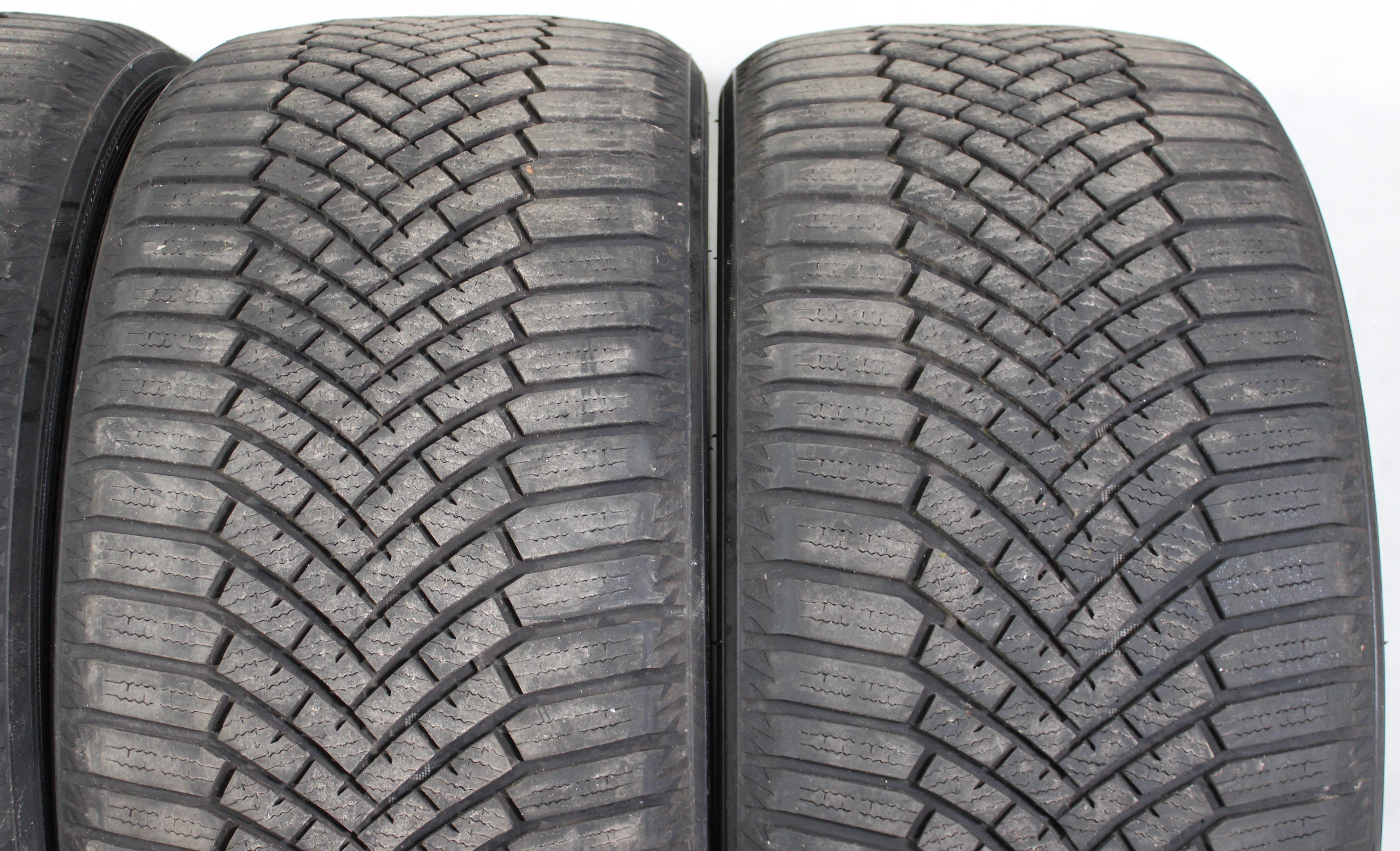 4 x 275/35R21 103W pneumatici invernali Yokohama BluEarth Winter V906 7,5 mm 2024 XL