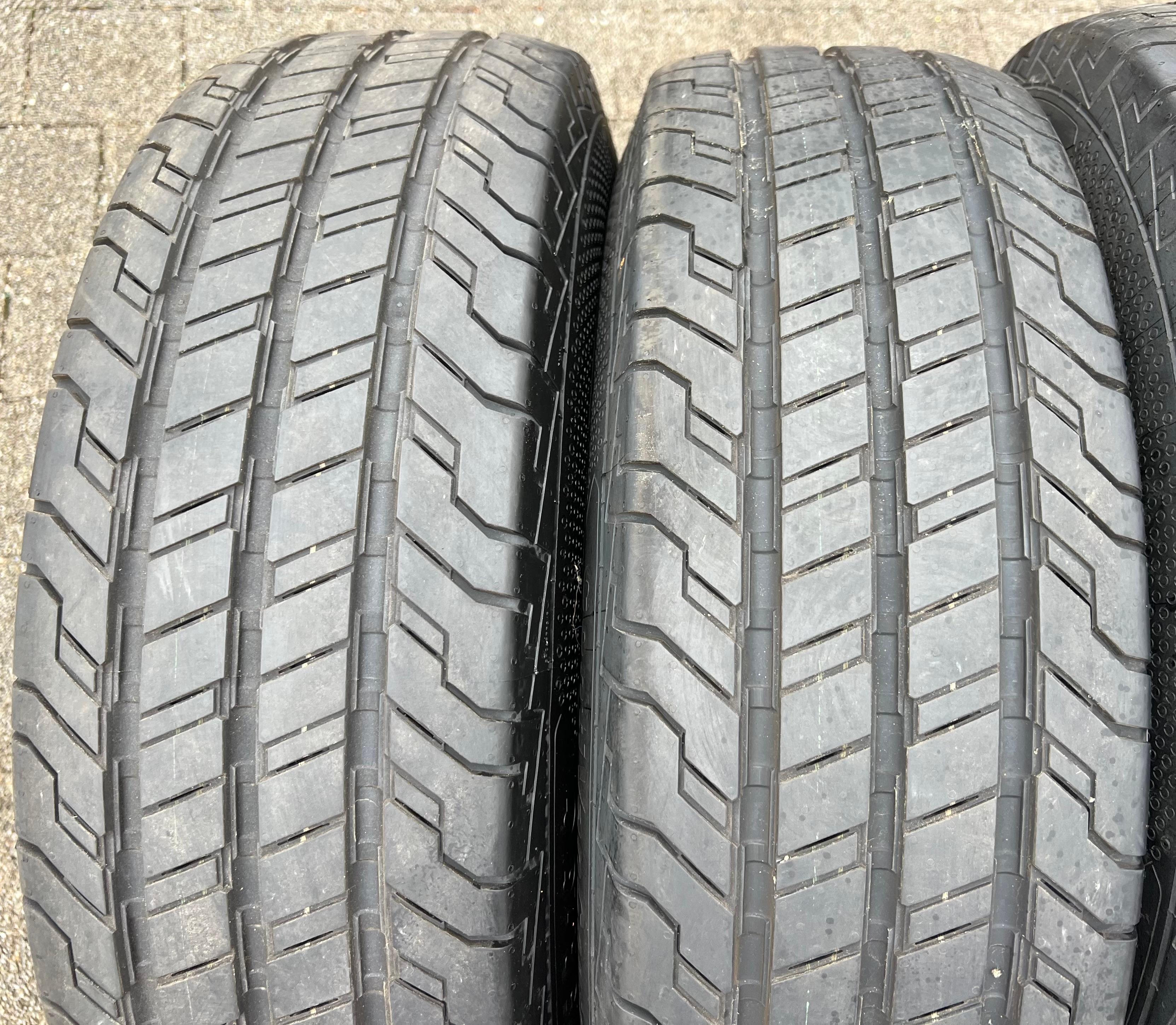 4 SOMMERRÄDER MERCEDES SPRINTER W907 225/75R16C 121/120R CONTINENTAL 2025 NEUWERTIG