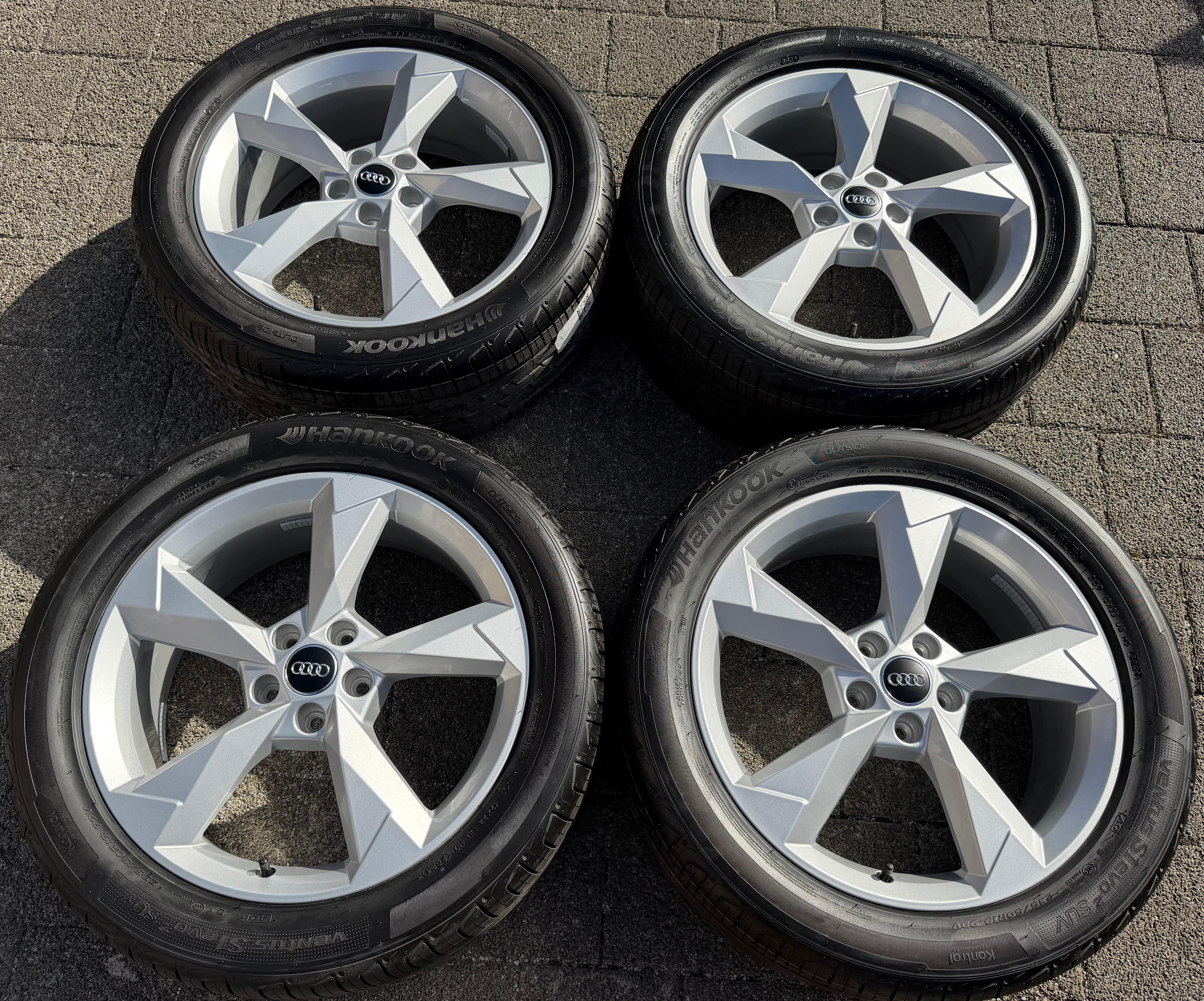 4 Original 19" Alu Sommerräder Audi Q3 F3B 83A 83A601025N 235/50R19 99V Hankook