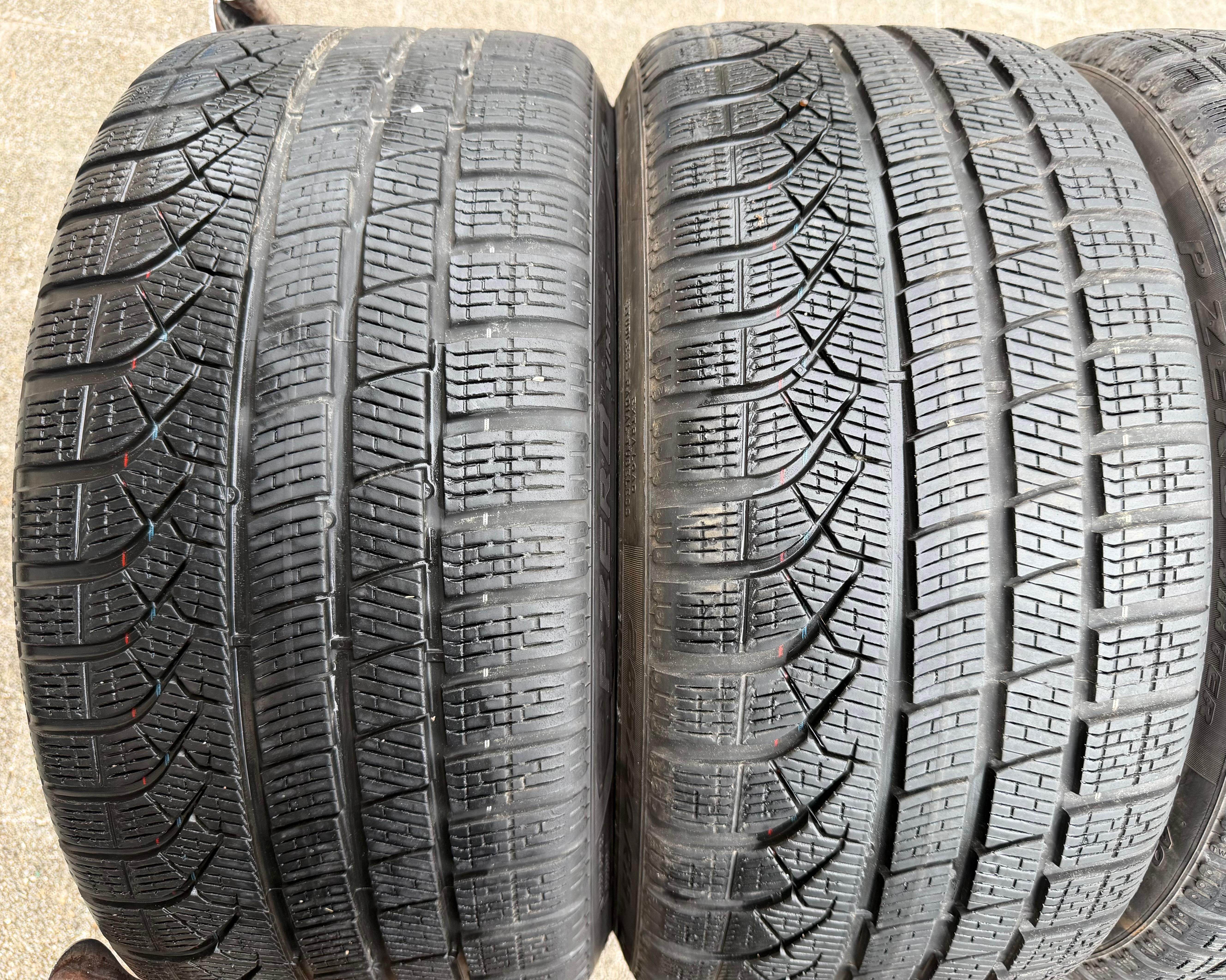 4 Original 19" Alu Winterräder Audi RS3 8Y 8Y0601025BQ 8Y0601025BP Pirelli