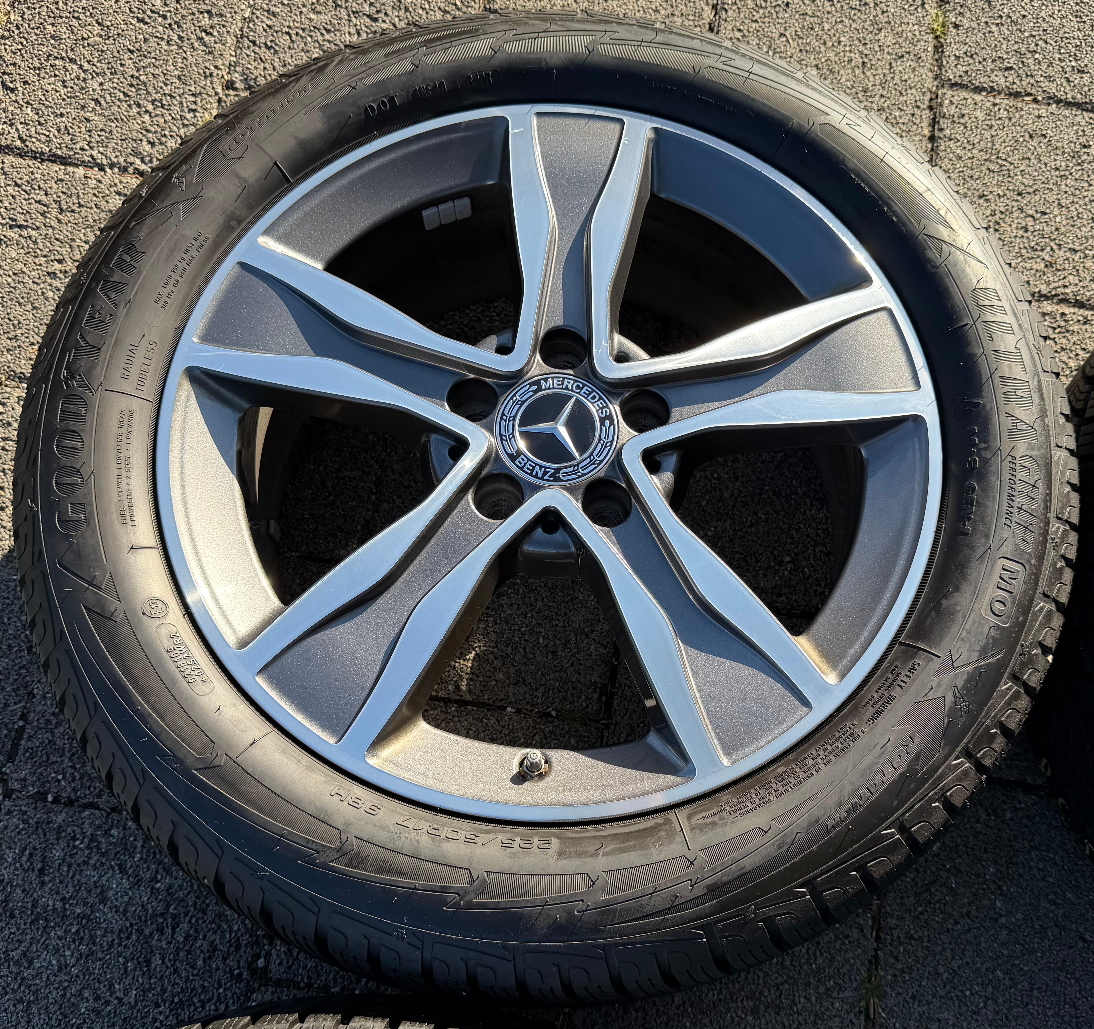 4 Original 17" Alu Winterräder Mercedes C-Klasse W205 A2054010800 225/50R17 94H