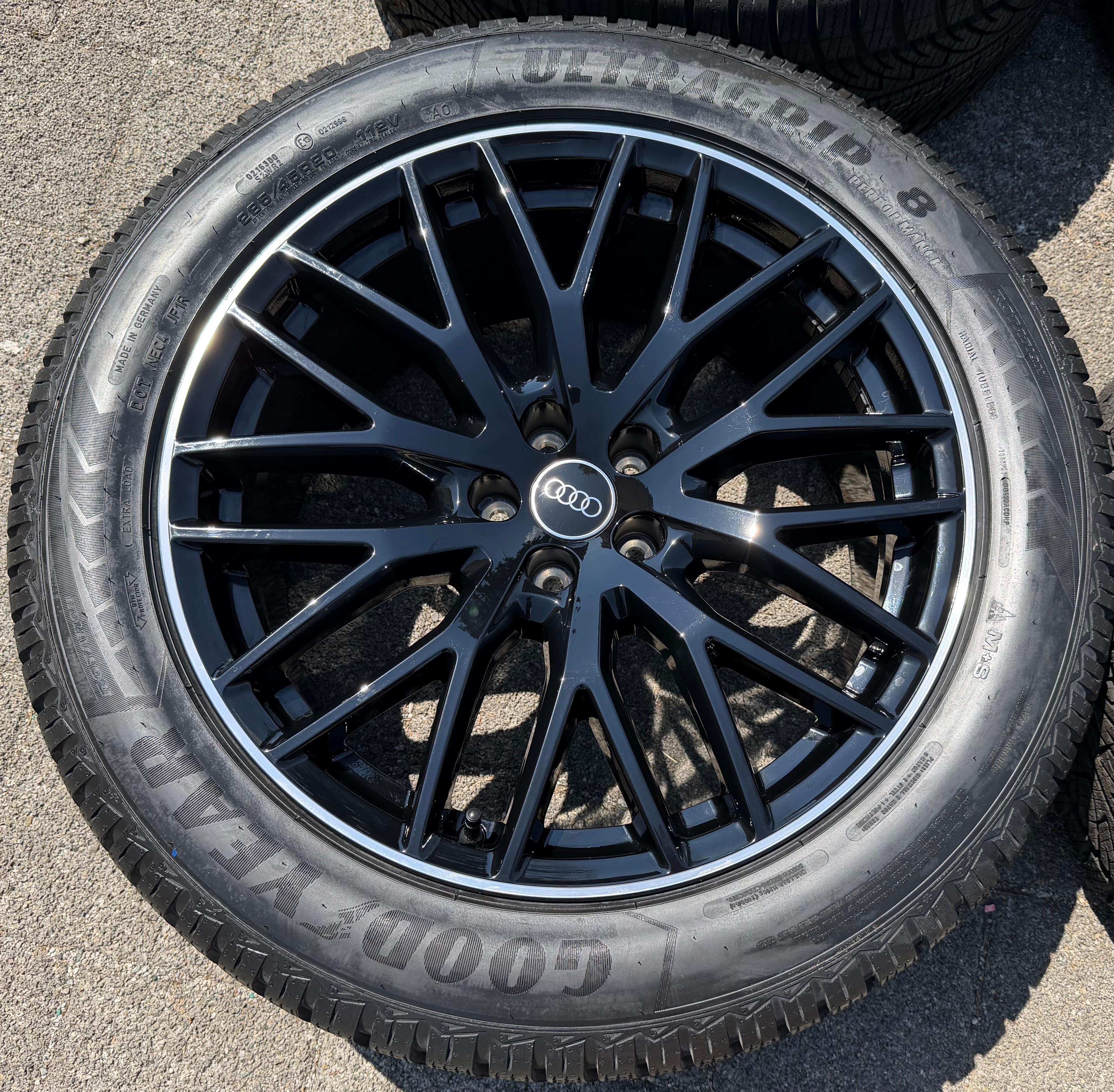 4 originele 20" aluminium wintervelgen voor Audi Q7 4M 4M0601025CR 285/45R20 112V Goodyear