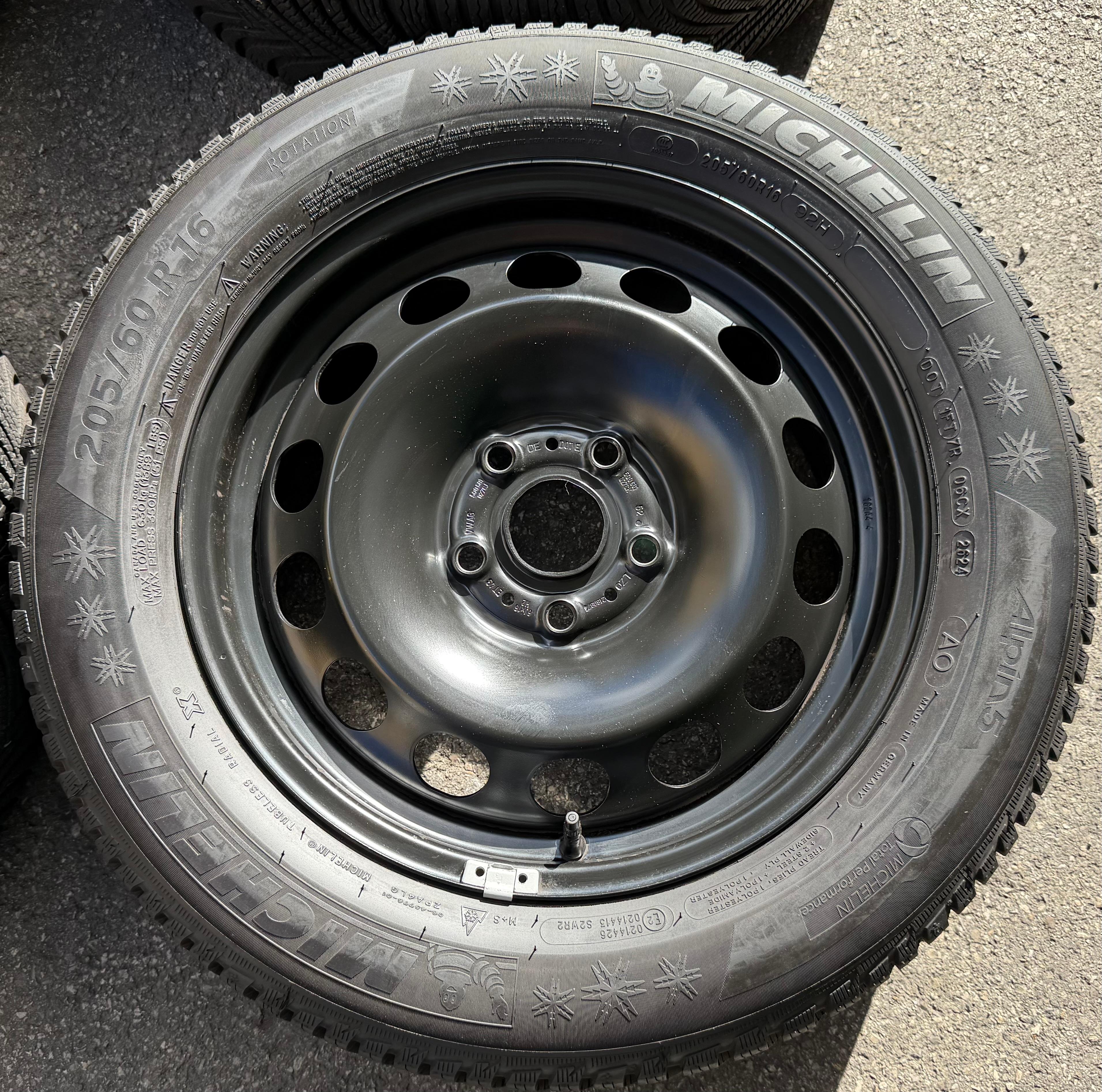 4 Winterräder Audi Q2 GA VW T-ROC A11 205/60R16 92H Michelin Alpin 5 Winterreifen