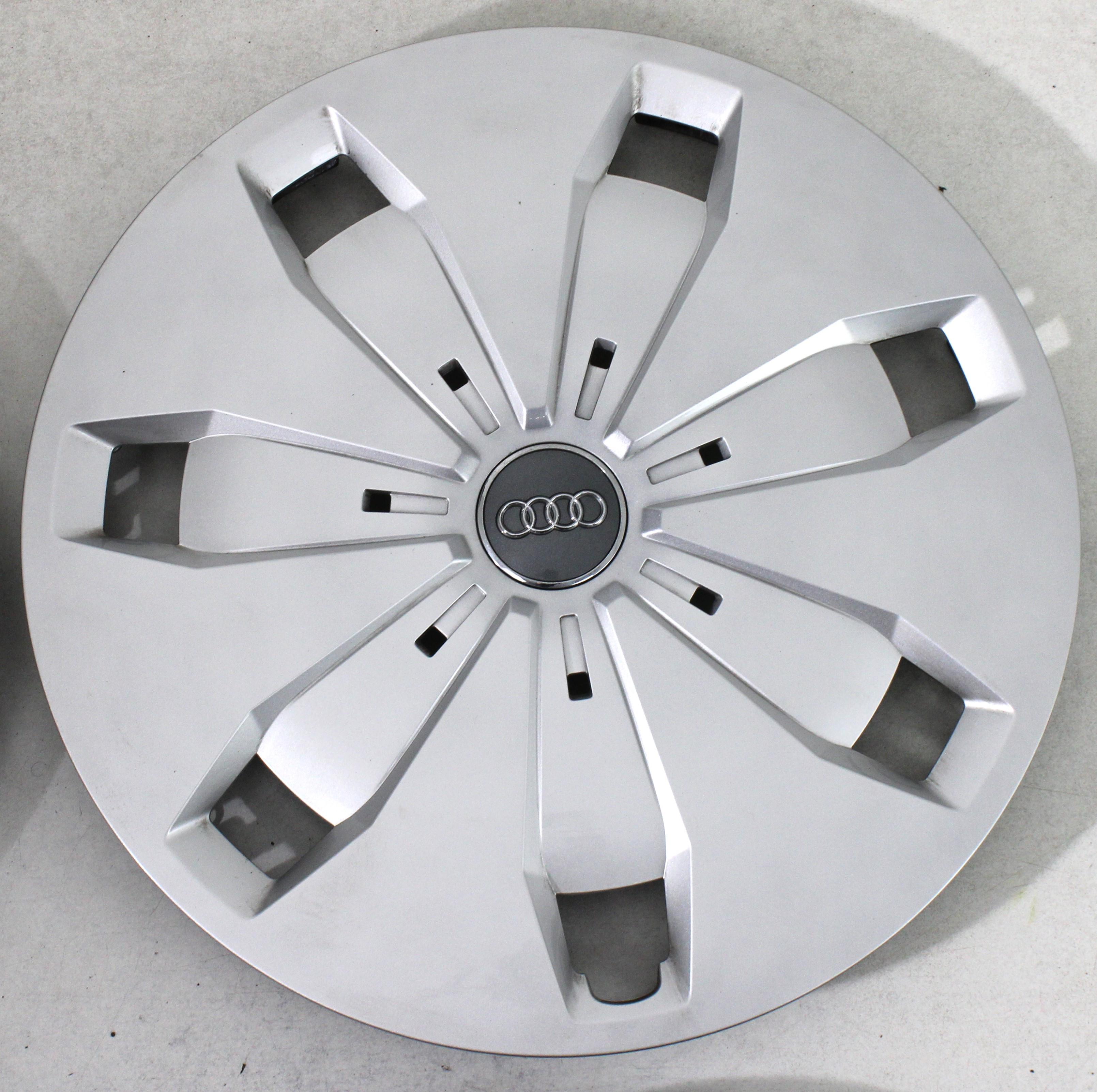 4x Original 16" Radkappen Audi A3 A4 Q2 81A601147 16 Zoll Radblenden