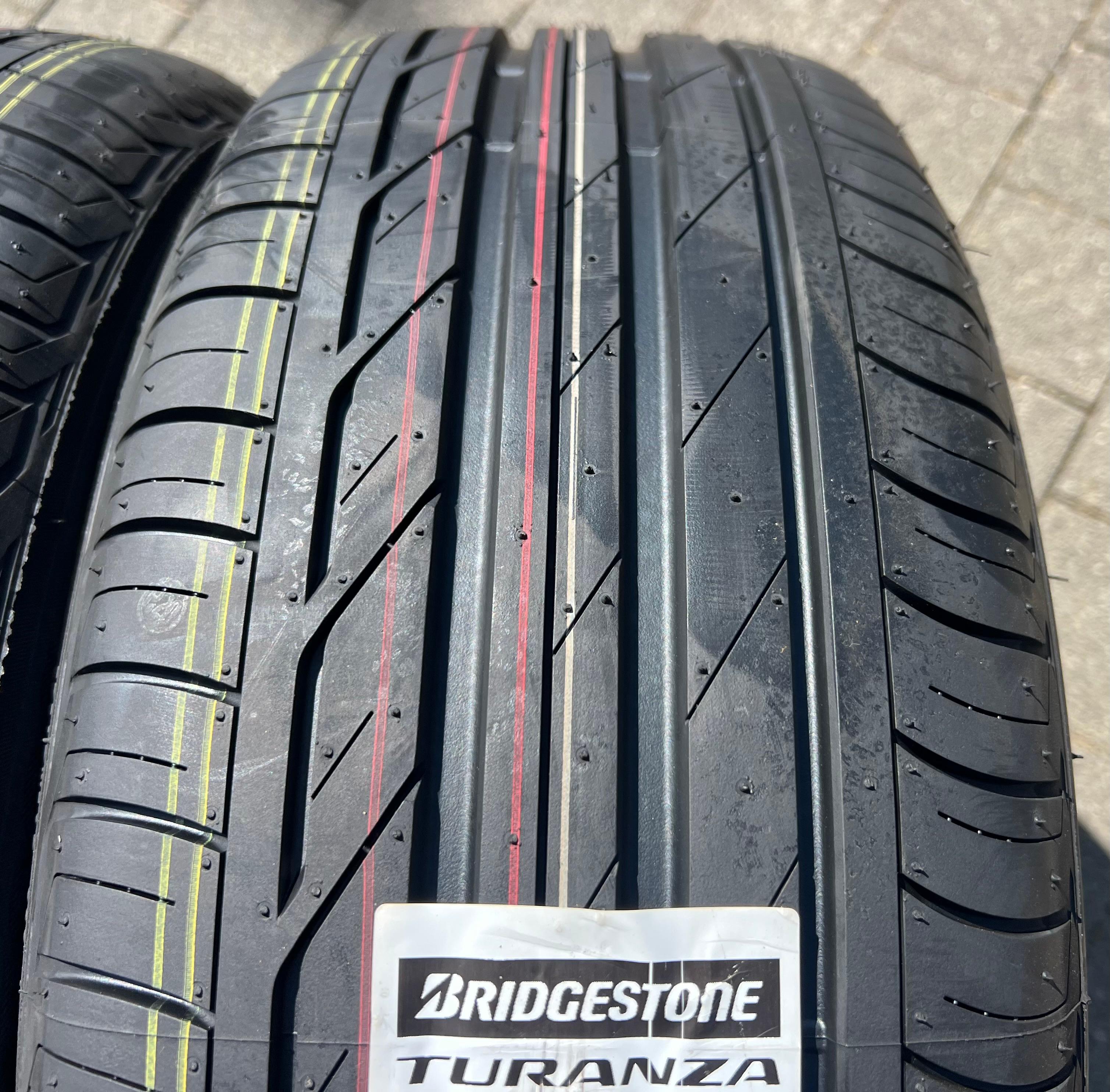 2 x 225/50R18 95W Pneus d'été Bridgestone Turanza T001* Runflat 2023 NEUF