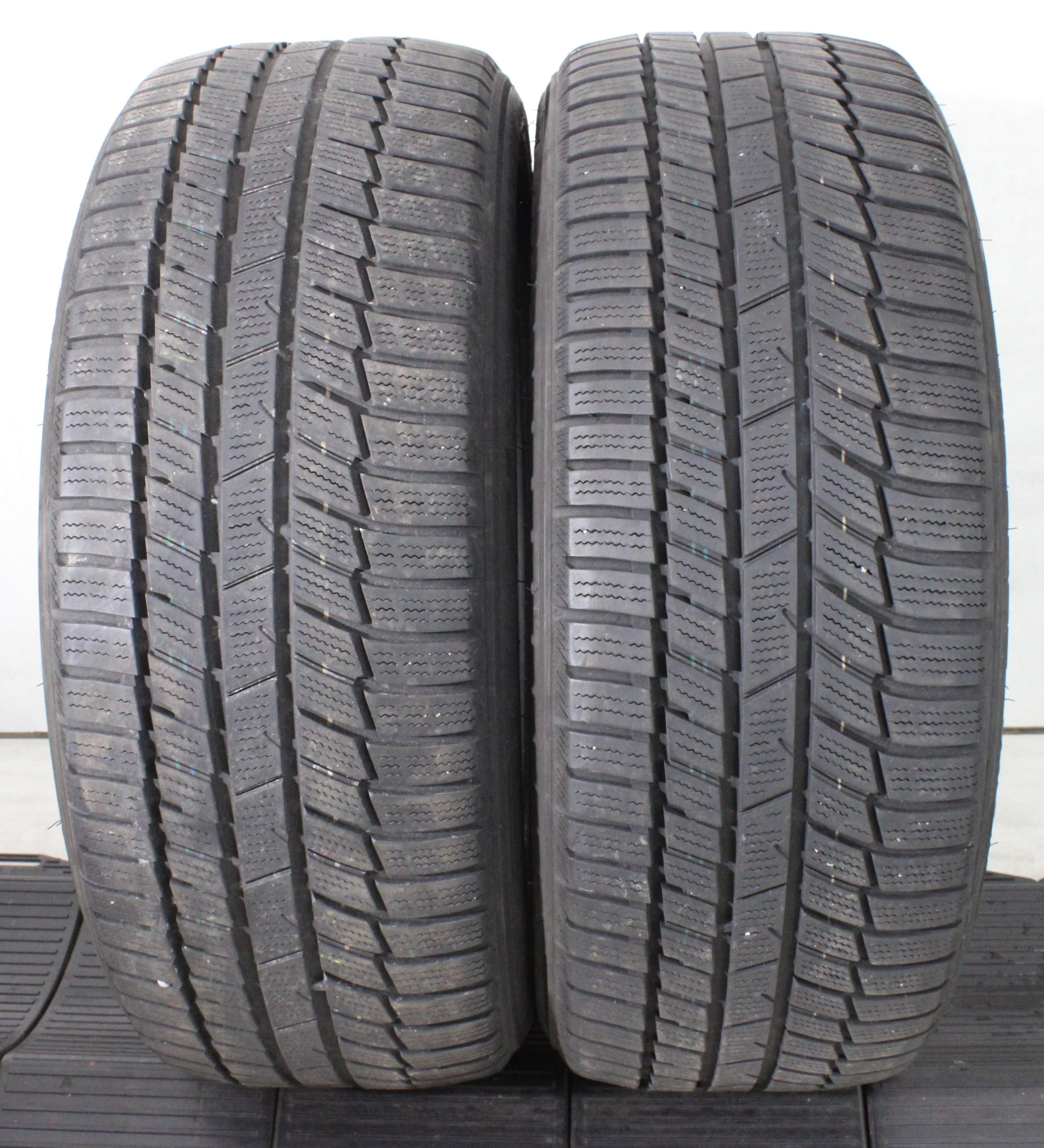 2 x 245/45R19 102V Winterreifen Toyo SnowProx S954 SUV 6-6,5mm 2024