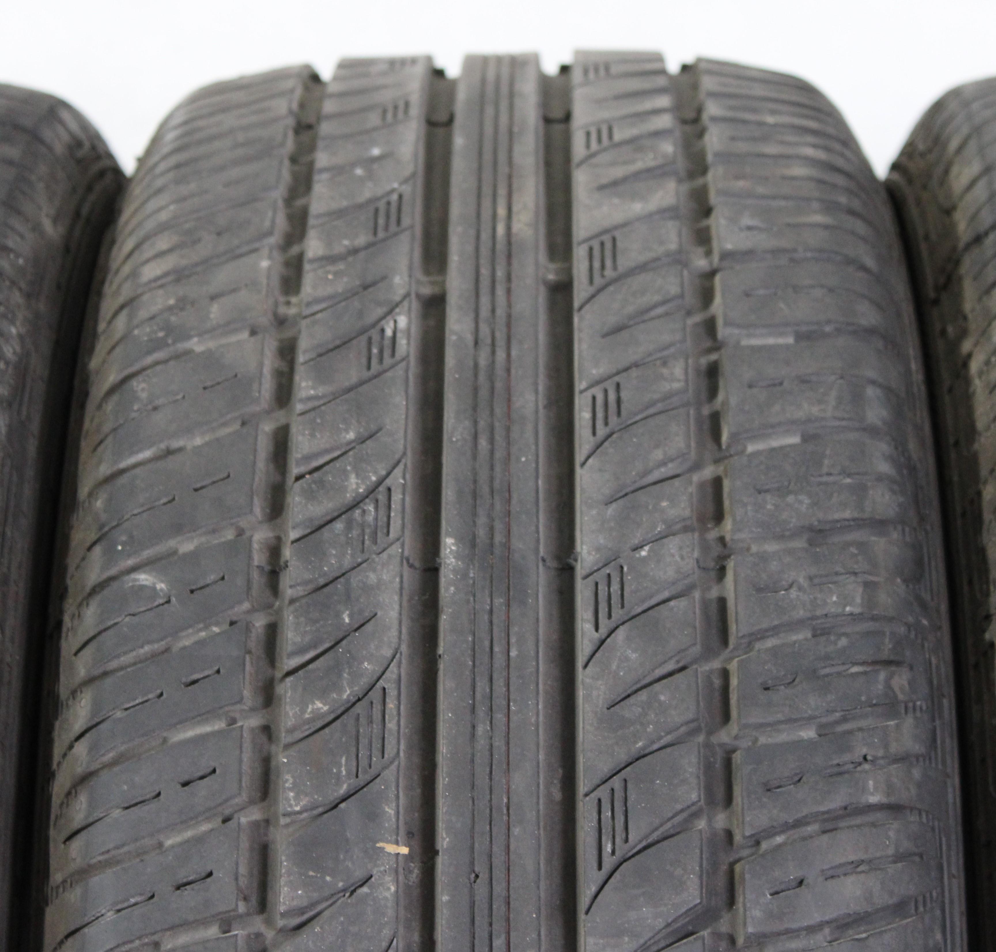 4 x 215/60R16 99H Sommerreifen Semperit Comfort-Life 2 2x5,5-6mm/2x6-7mm 2016 XL