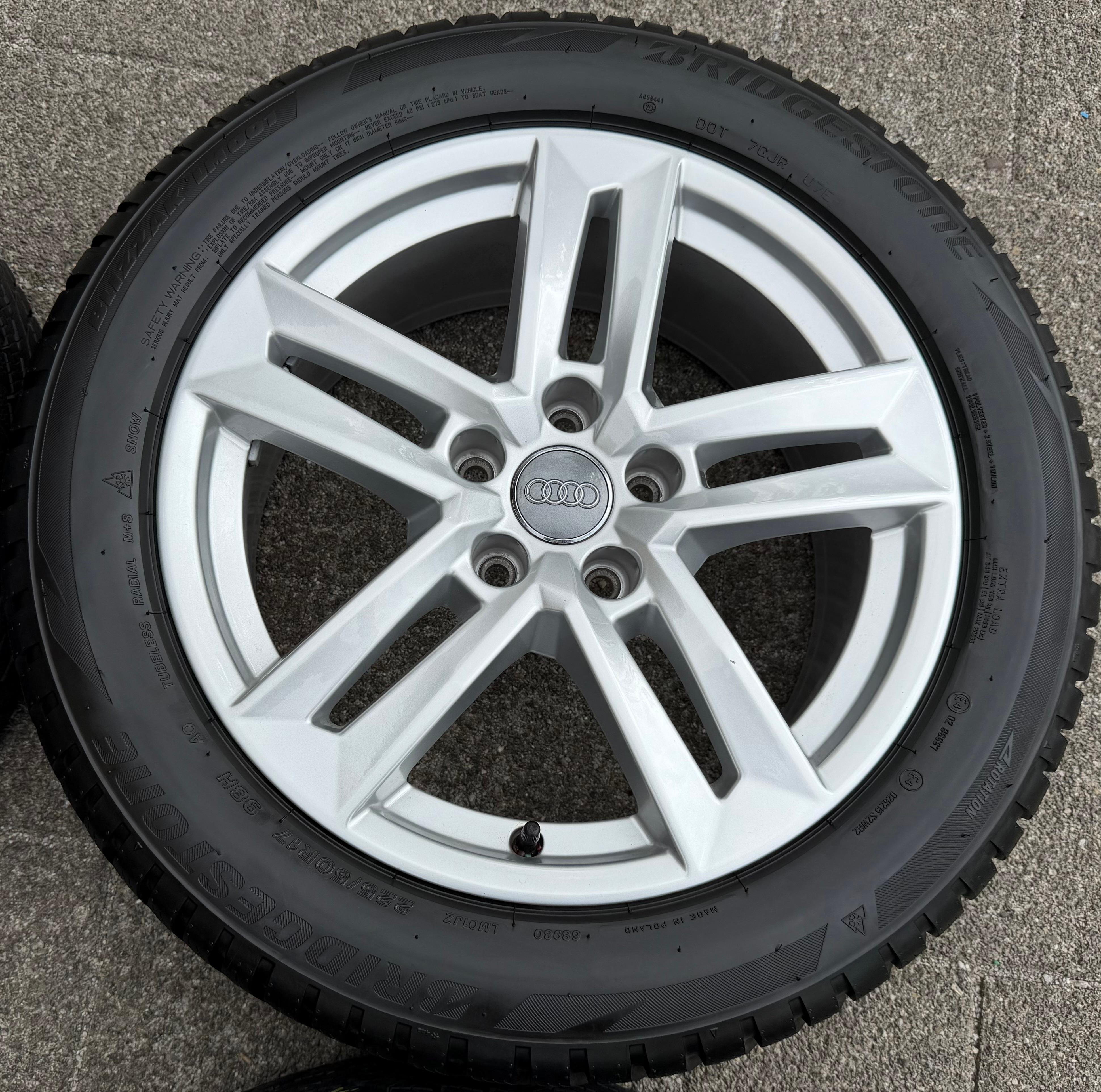 4 originele 17" aluminium winterwielen Audi A4 B9 8W 8W0601025P 225/50R17 98H Bridgestone
