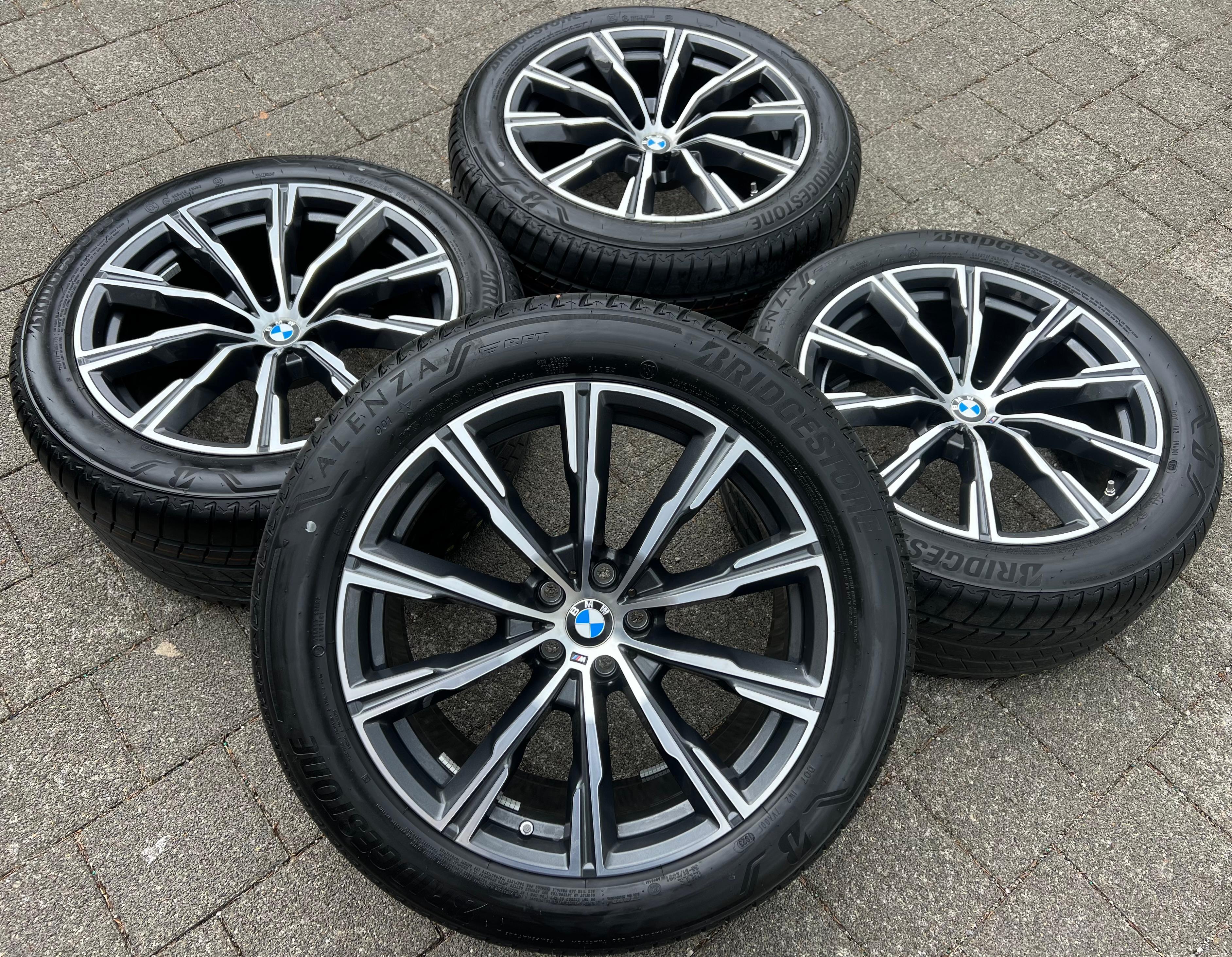 4 CERCHI ESTIVI ORIGINALI IN ALLUMINIO DA 20" BMW X5 G05 X6 G06 STYLING M740 275/45R20 110Y 305/40R20 112Y