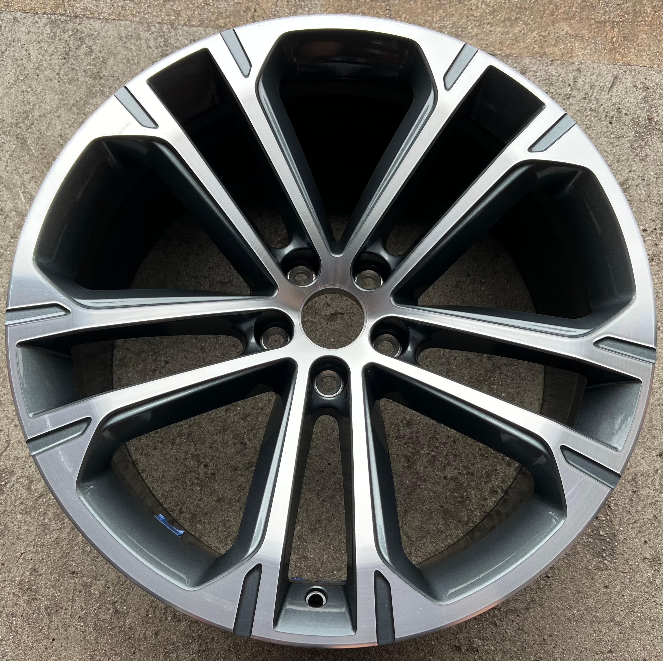 1 CERCHIONE IN LEGA ORIGINALE DA 20" PER AUDI Q7 SQ7 4M 9x20 ET28 4M0601025EA SPEDIZIONE GRATUITA