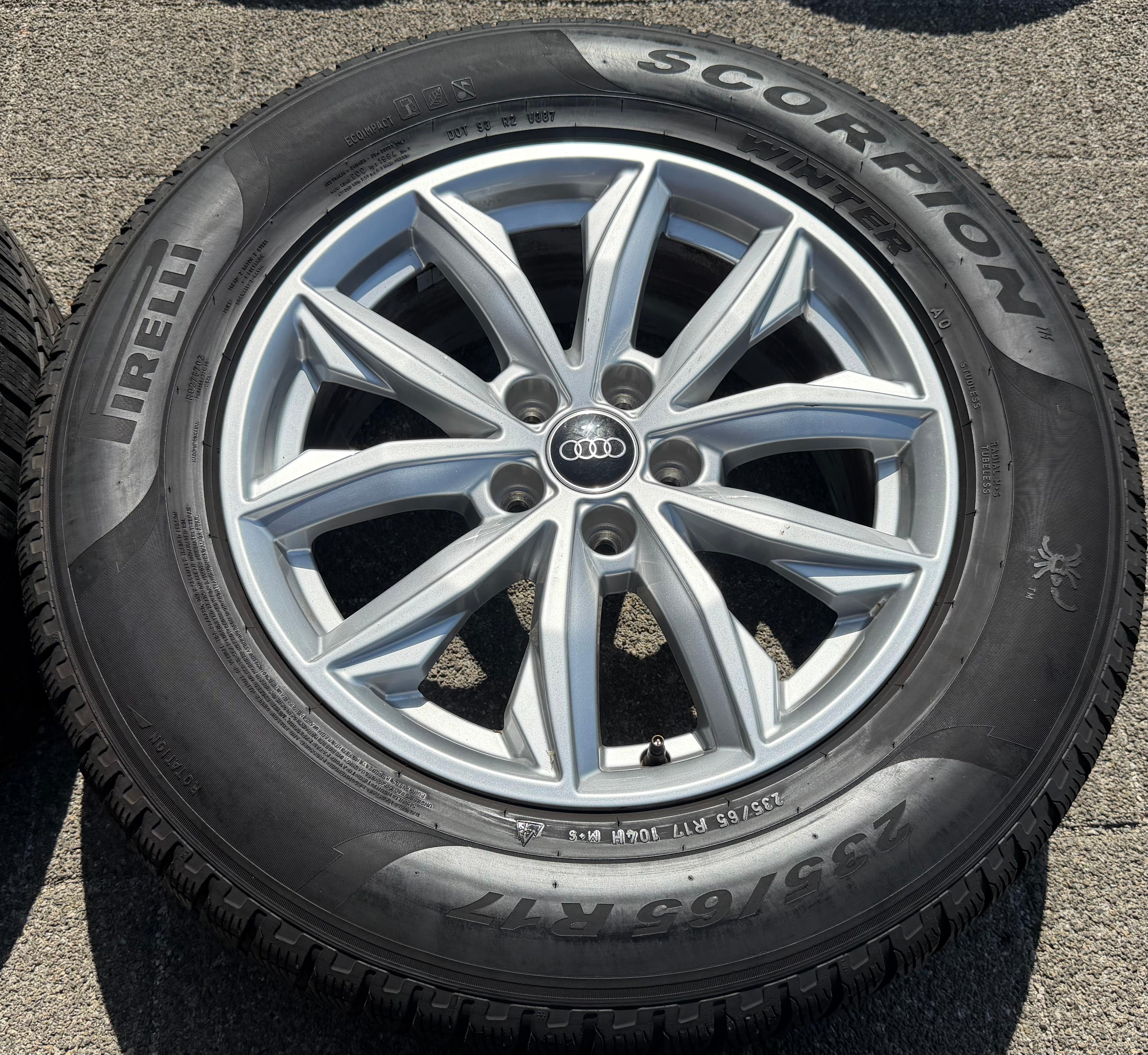 4 Original 17" Alufelgen Audi Q5 FY 80A601025J 7x17 ET34 Felge