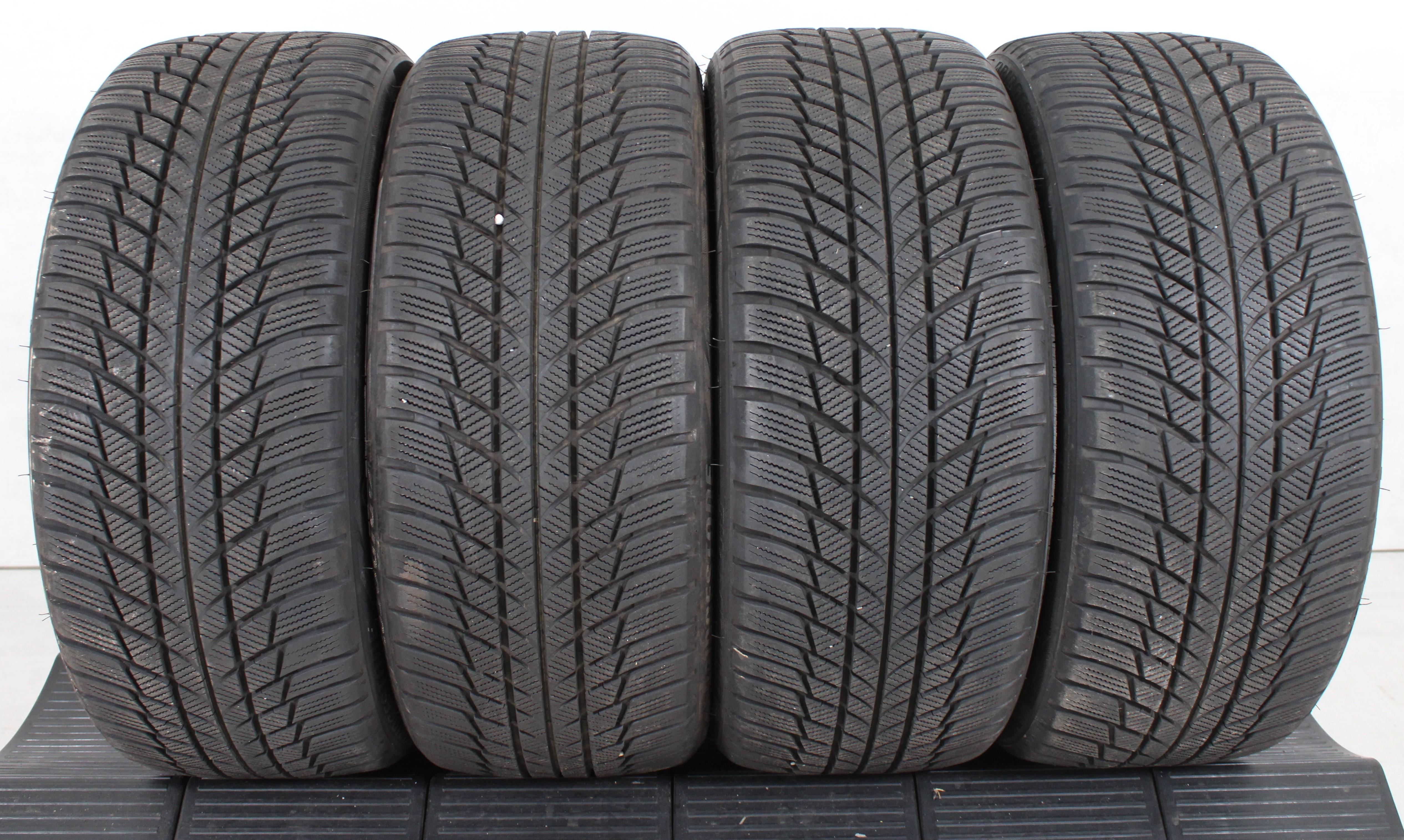 4 x 225/40R18 92V Winterreifen Bridgestone Blizzak LM001 Runflat 6,5-7mm 3x2019/1x2020 *