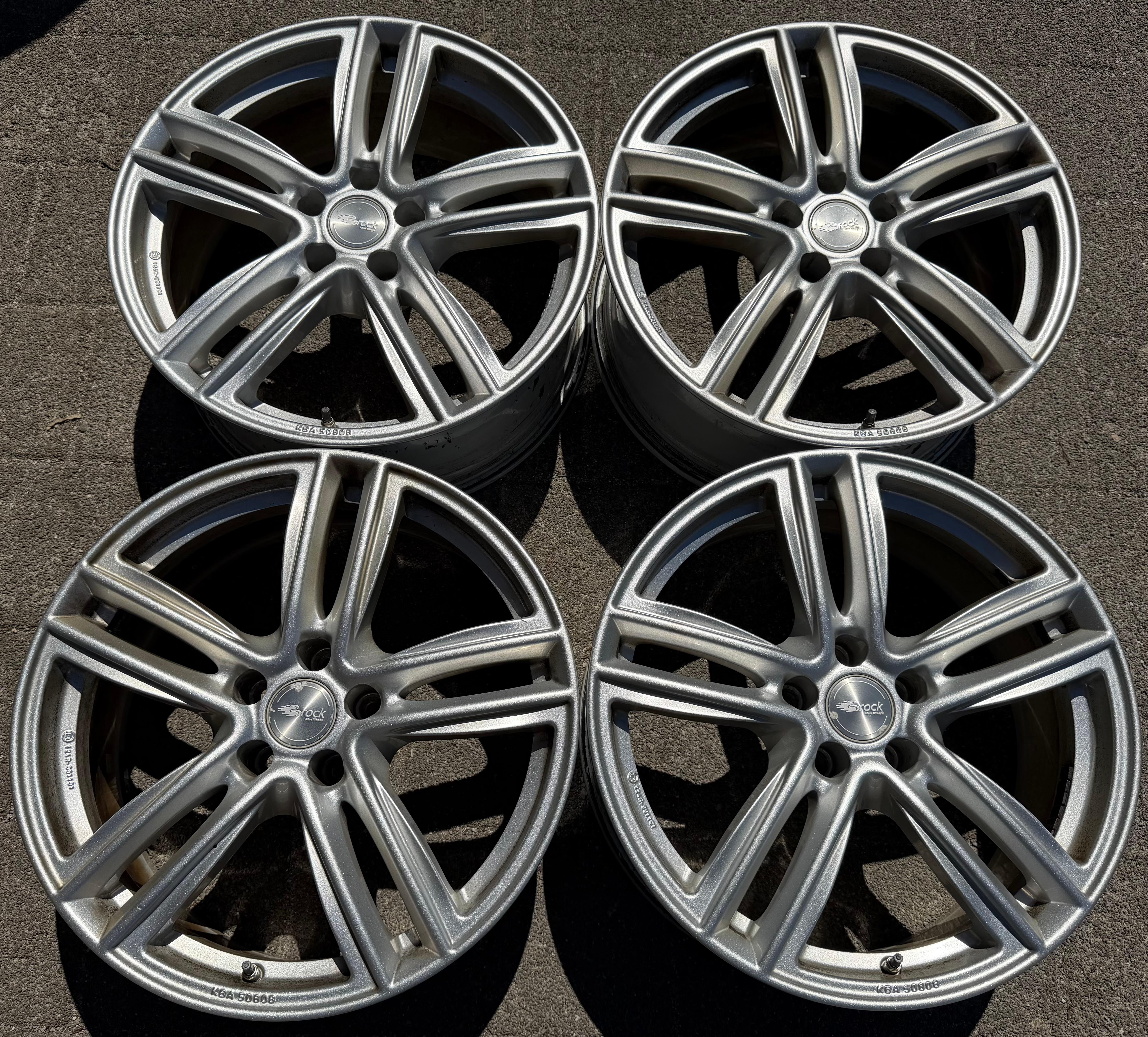 4 cerchi in lega da 19" per Audi Q7 4L, 4M, VW Touareg III, CR7, E-TRON, GE, Q5, FY, 8x19 ET28 RDKS
