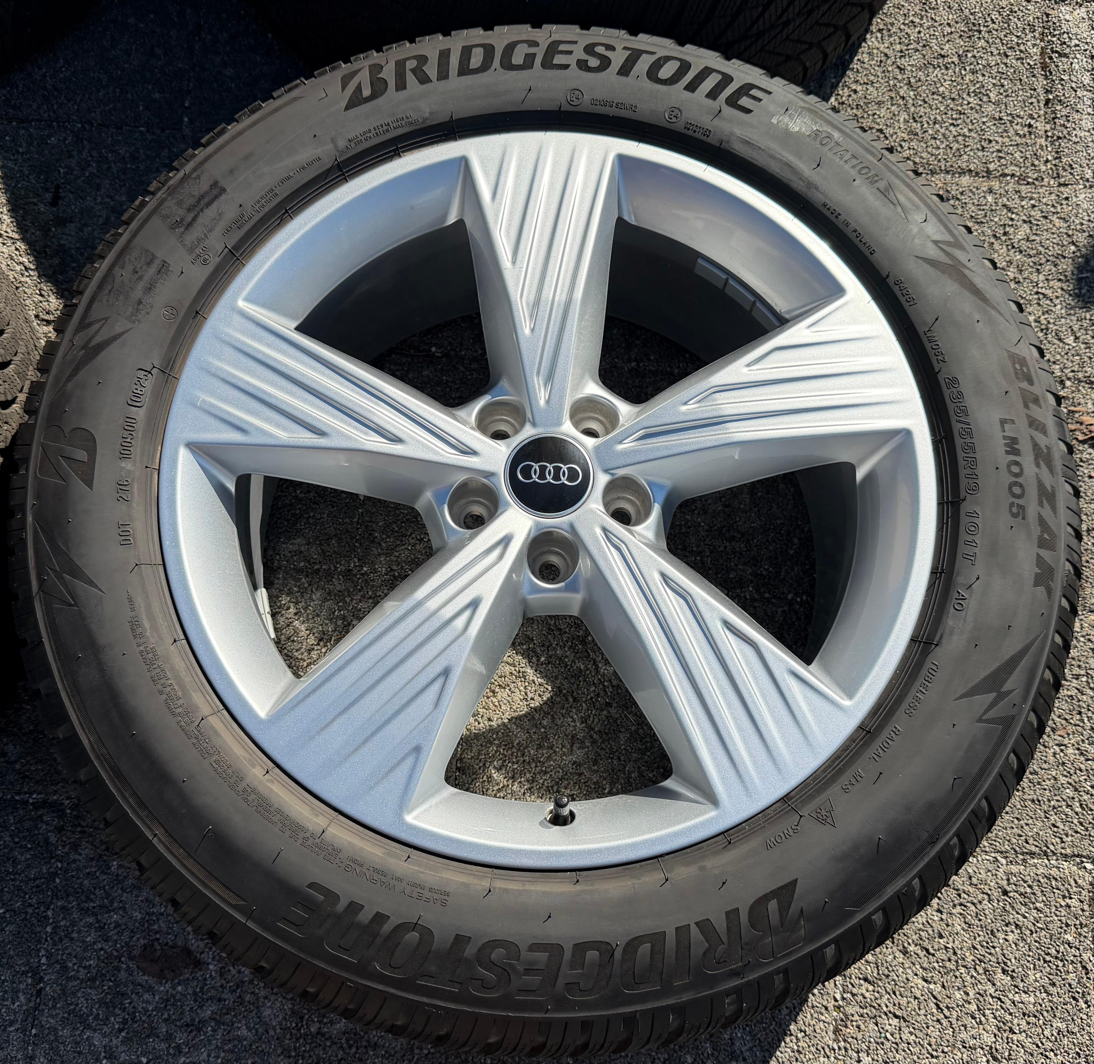 4 Original 19" Alu Winterräder Audi Q4 E-Tron Etron F4B F4N 235/55R19 101T 255/50R19 103T