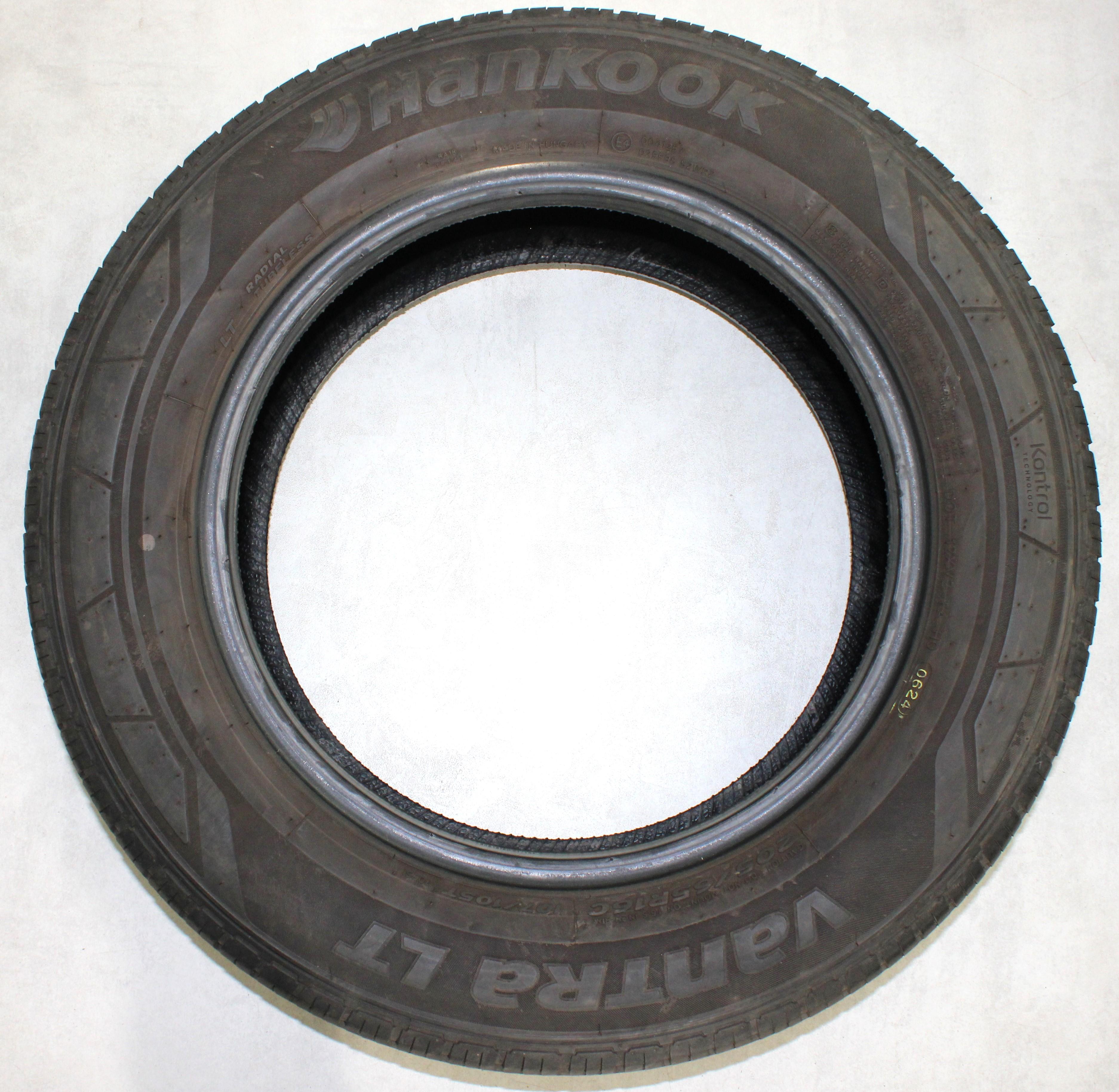 2 x 205/65R16C 107/105T Sommerreifen Hankook Vantra LT 4,5-5mm 2024
