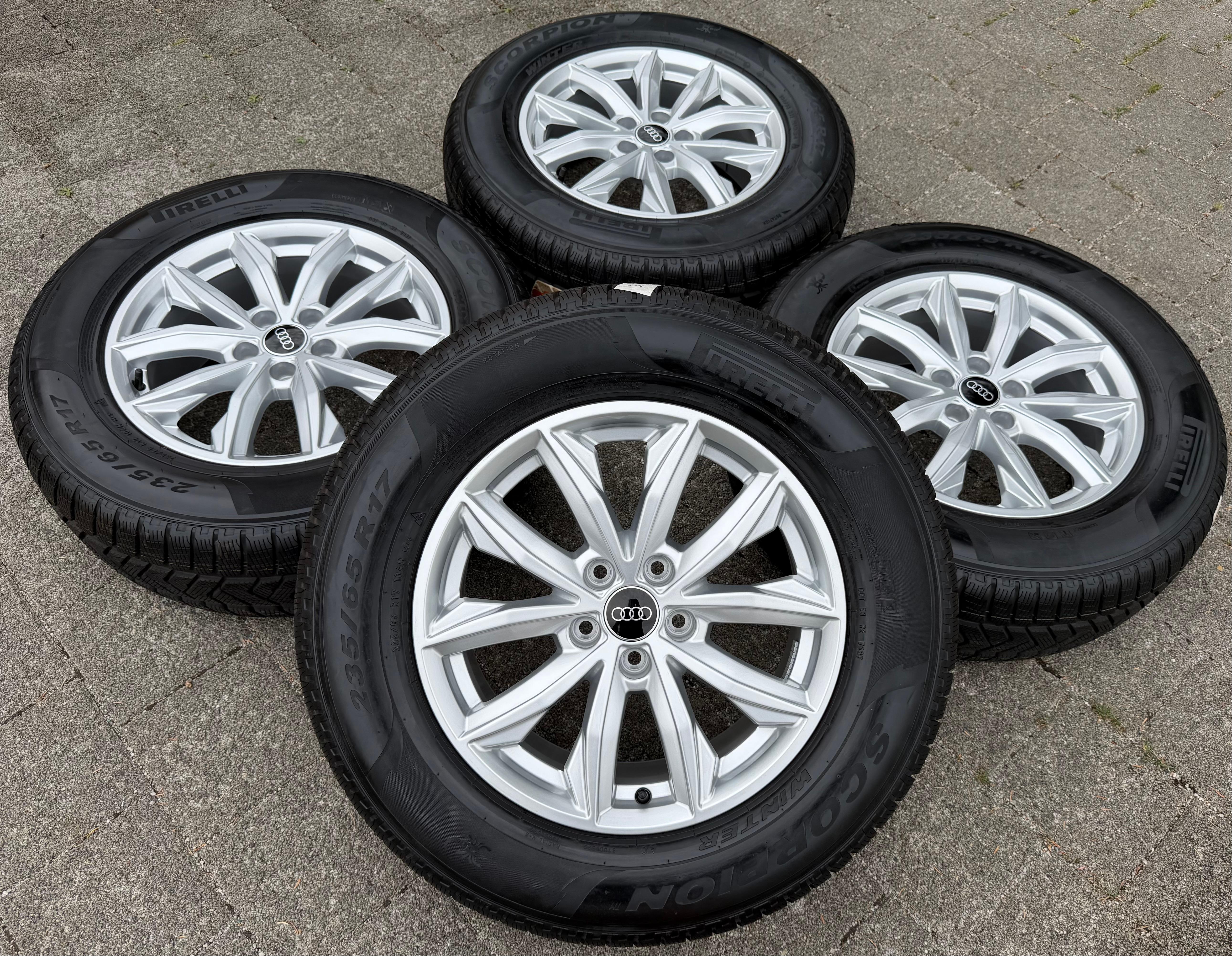 4 Original 17" Alu Winterräder Audi Q5 FY 80A601025J 7x17 ET34 235/65R17 104H NEU