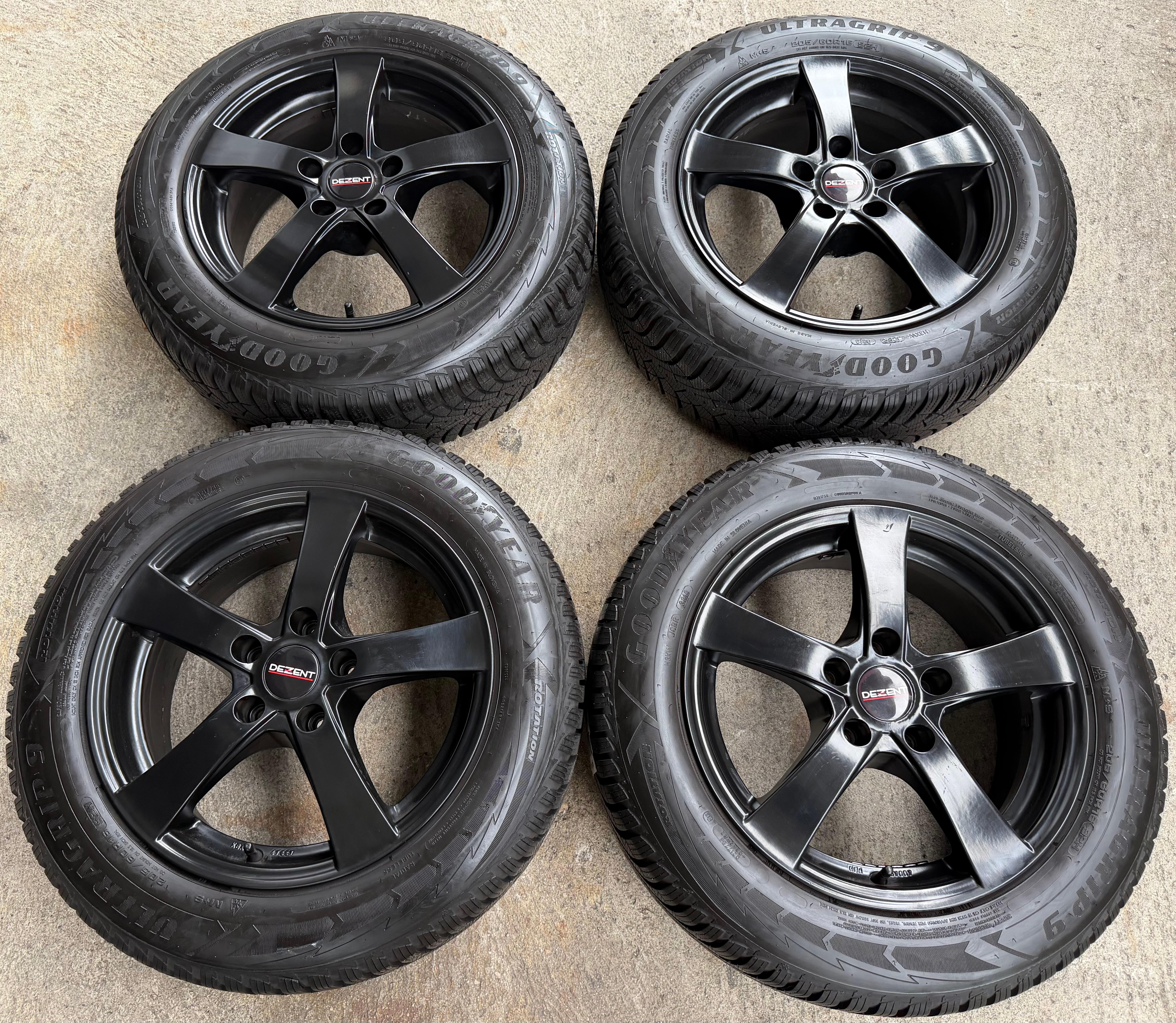 4 Alu Winterräder Audi A4 8K B8 B81 205/60R16 92H Goodyear