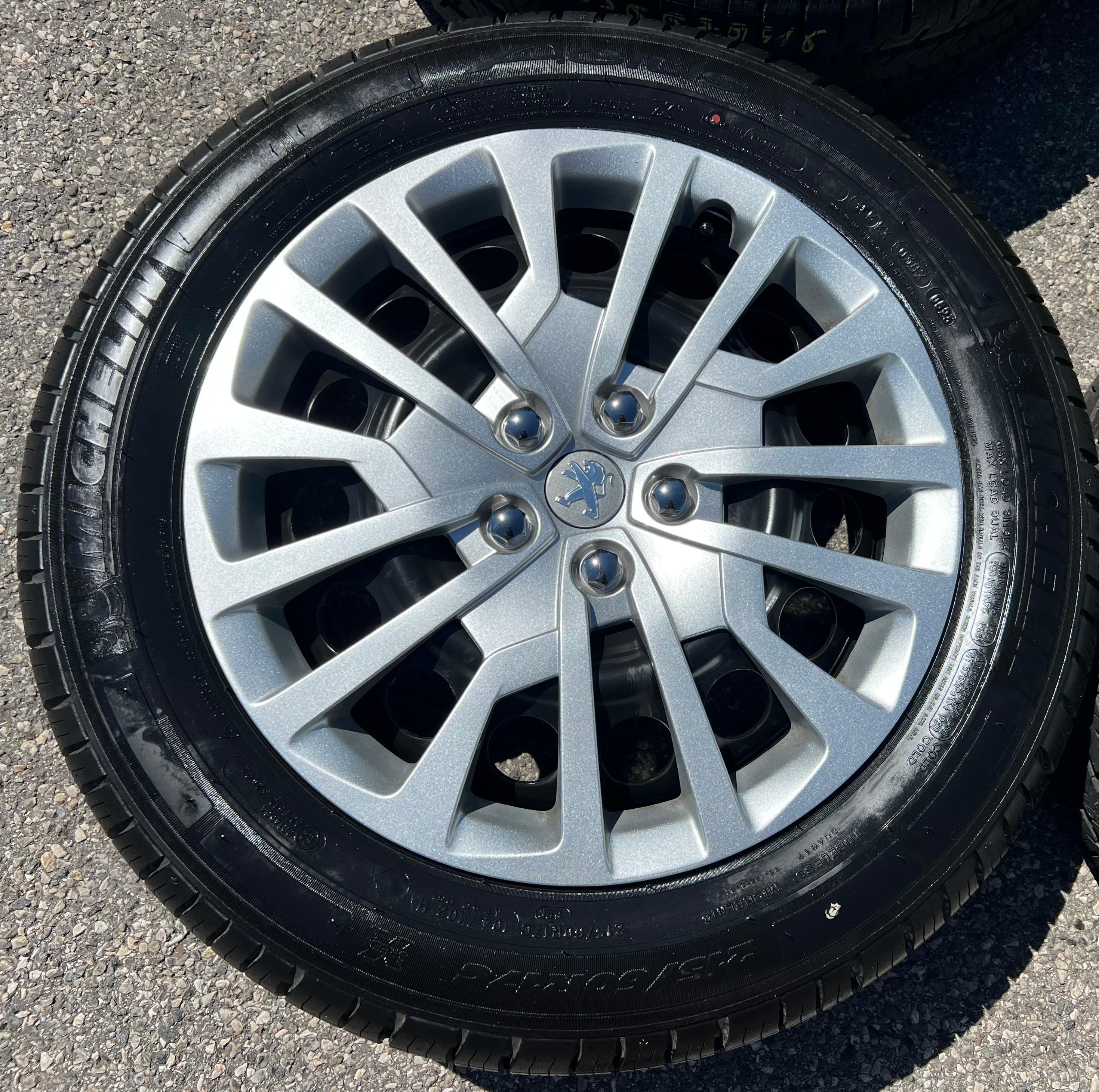 4 ROUES D'ÉTÉ PEUGEOT EXPERT V 215/60R17C 104/102H MICHELIN AGILIS 2023 FRANCO DOMICILE