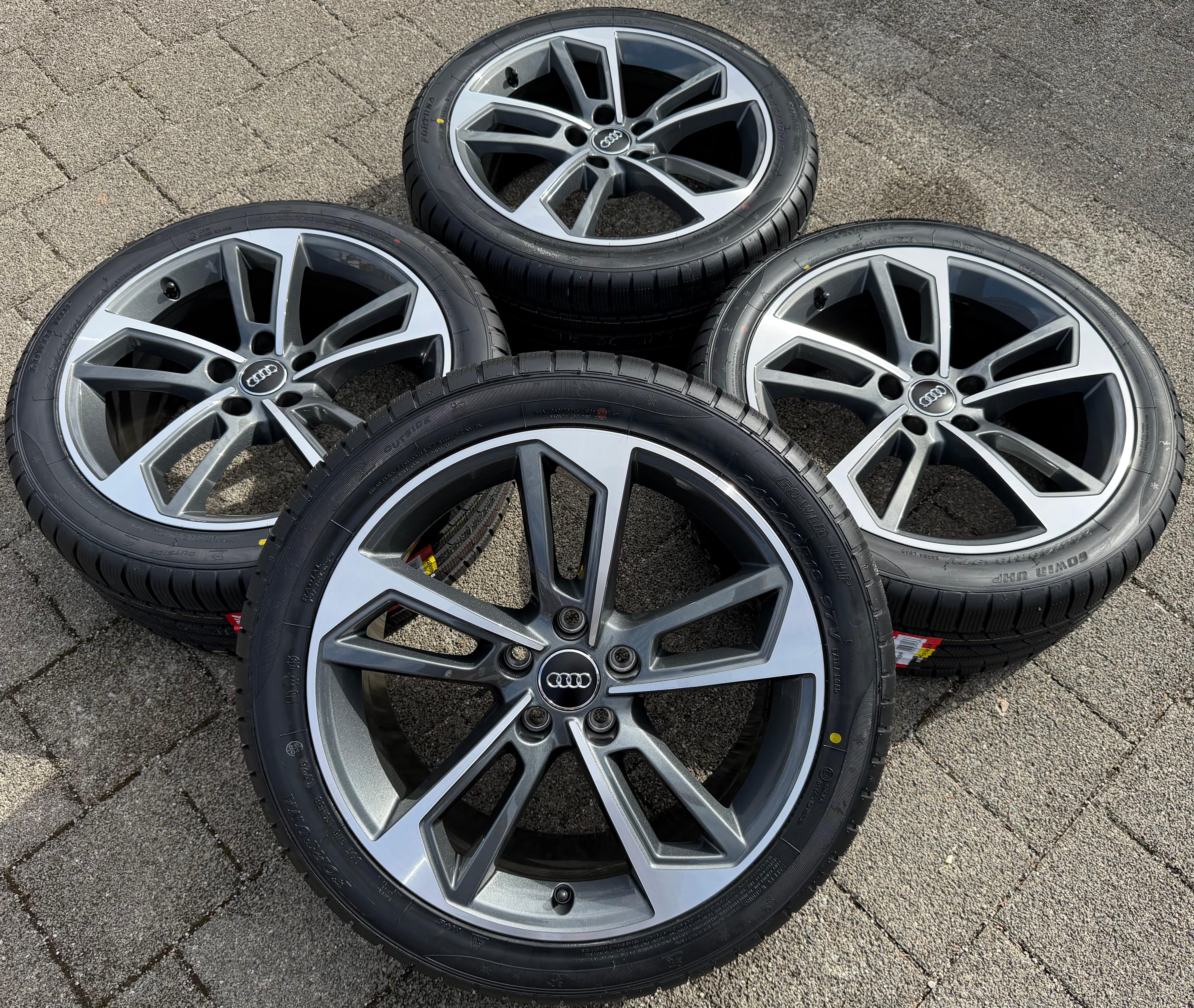 4 Original 18" Alu Winterräder AUDI A4 S4 B9 8W 245/40R18 97V 8W0601025DL 2026 NEU