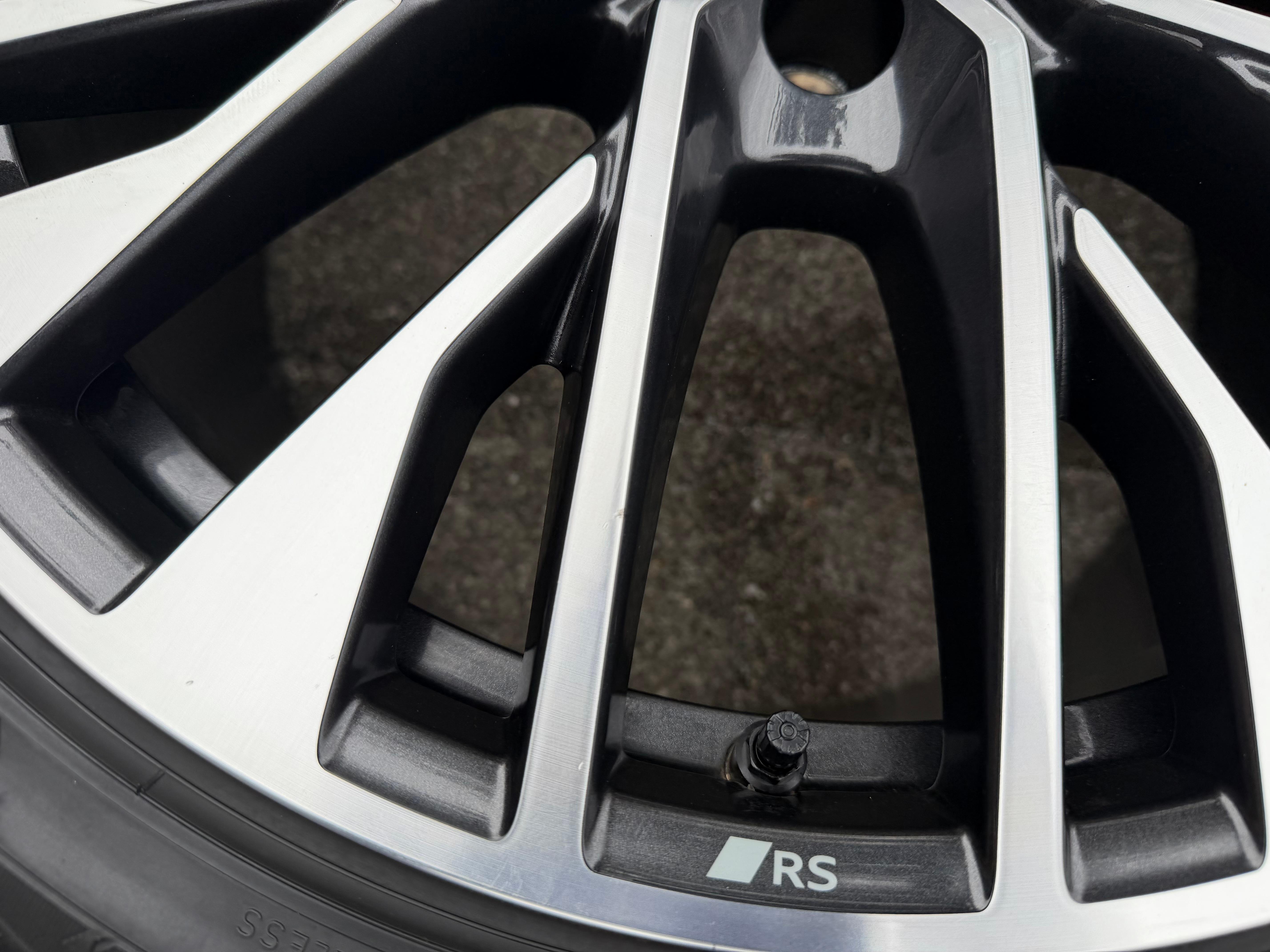 4 RUEDAS DE INVIERNO ORIGINALES DE ALEACIÓN DE 20" PARA AUDI ETRON E-TRON GT 4J3601025CE 4J3601025CF