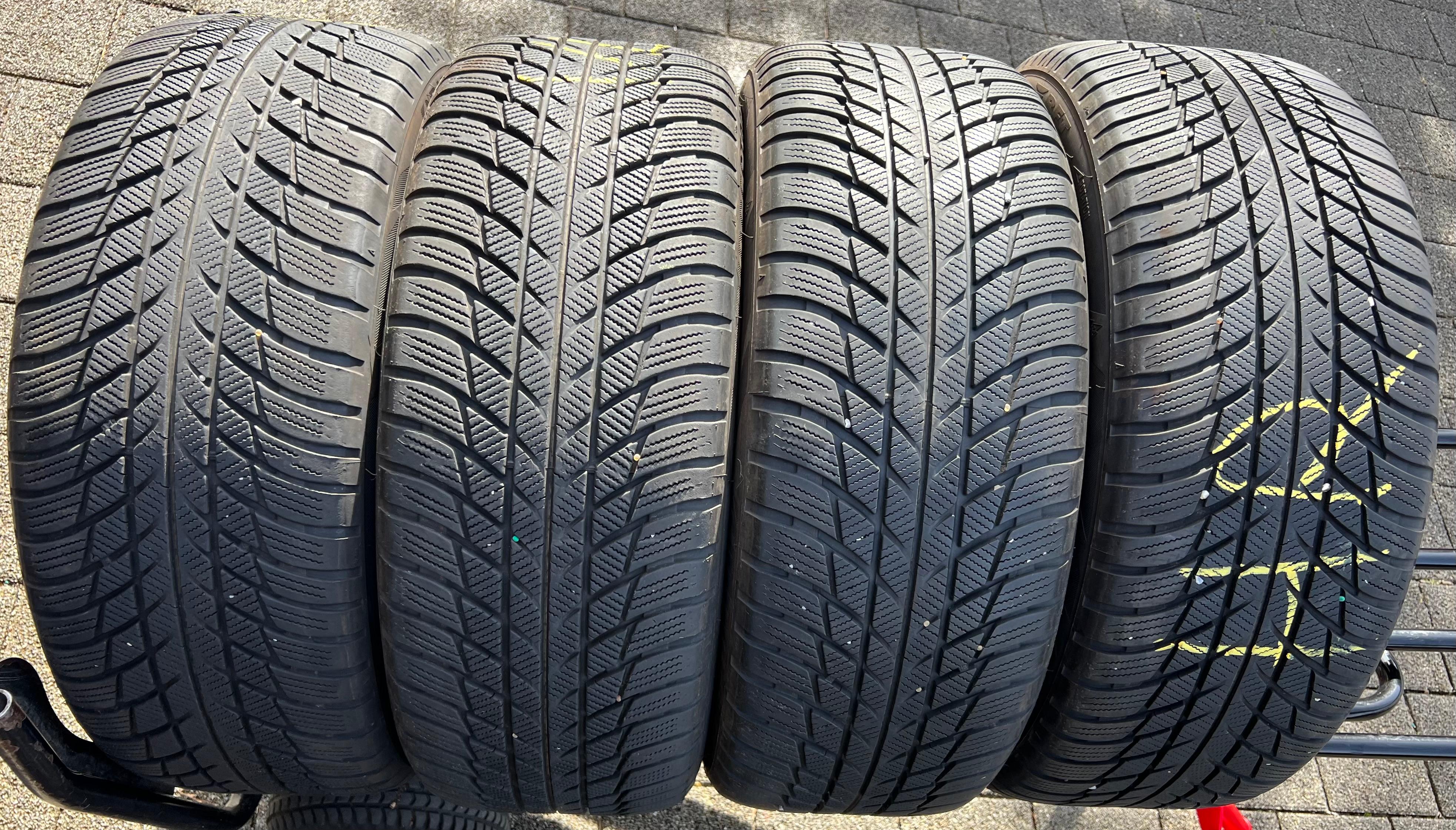 4 ORIGINAL 18" ALU WINTERRÄDER MINI COUNTRYMAN F60 225/50R18 95H 6888852 FREIHAU