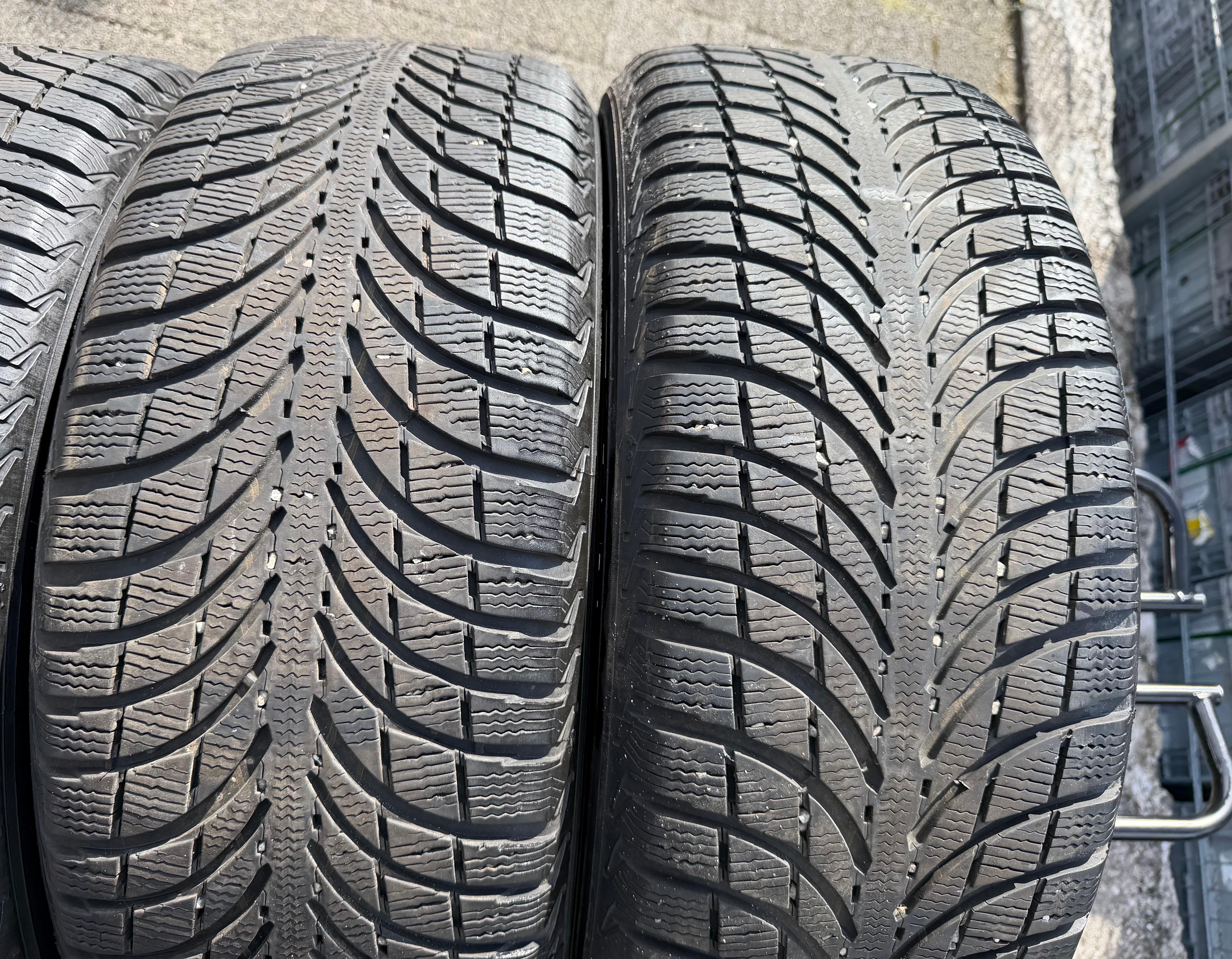 4 ruote in lega originali da 19" invernali Audi Q5 SQ5 FY 80A601025K 235/55R19 101H Michelin 2022