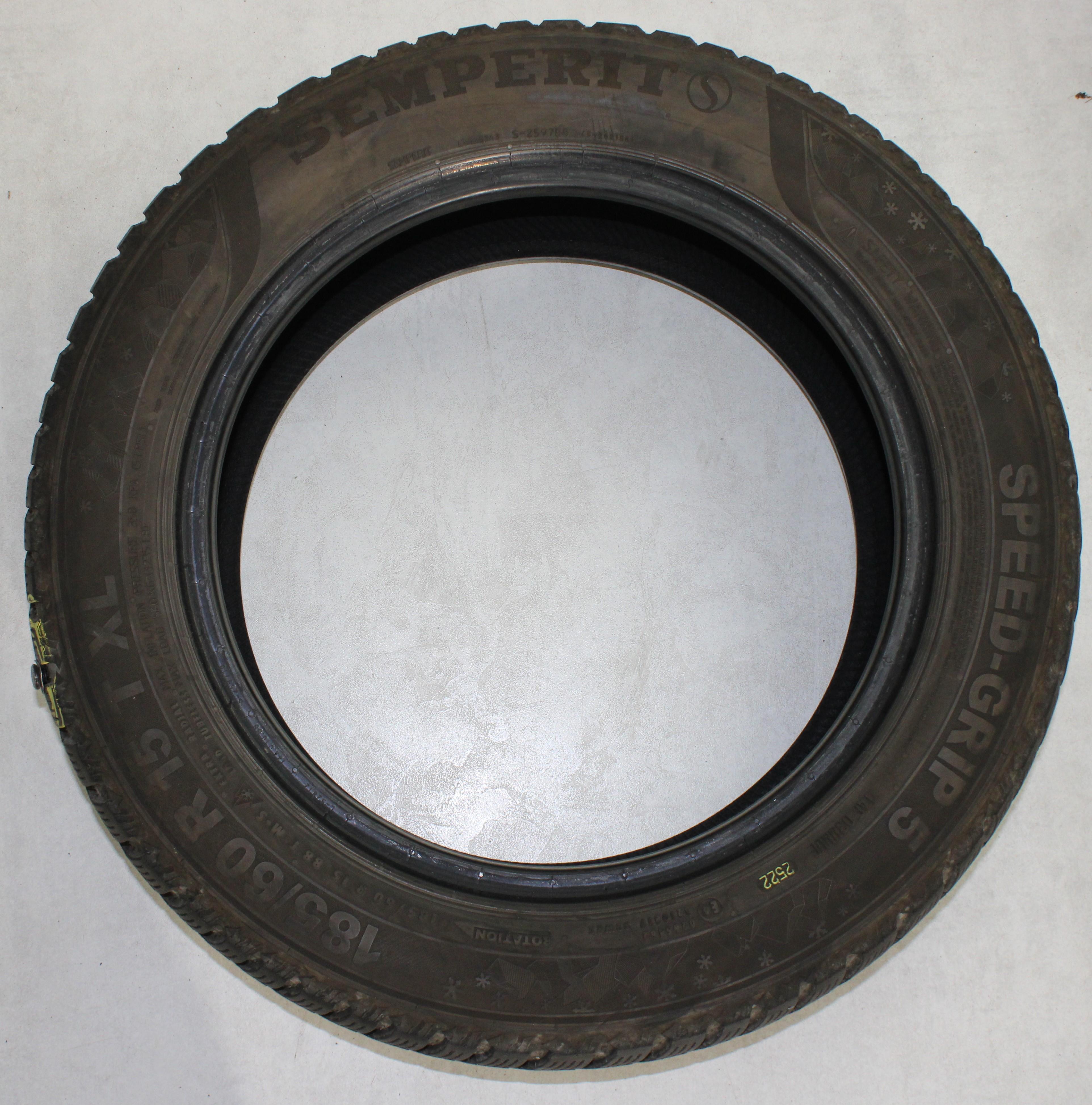 2 x 185/60R15 88T Winterreifen Semperit Speed-Grip 5 6-6,5mm 2022 XL
