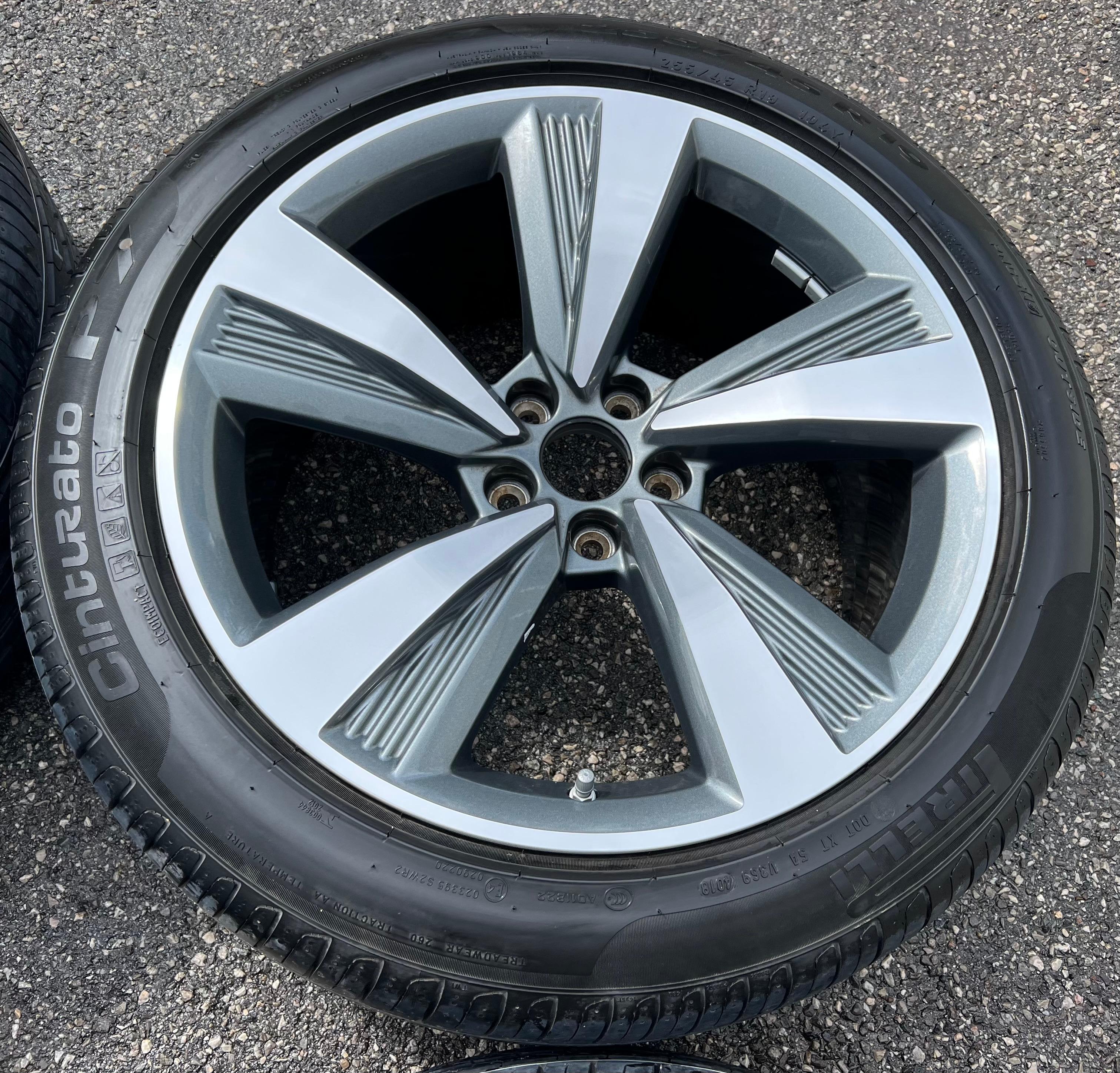 4 ORIGINAL 19" ALU SOMMERRÄDER AUDI A8 S8 4N 255/45R19 104Y 4N0601025C RDKS FREIHAUS