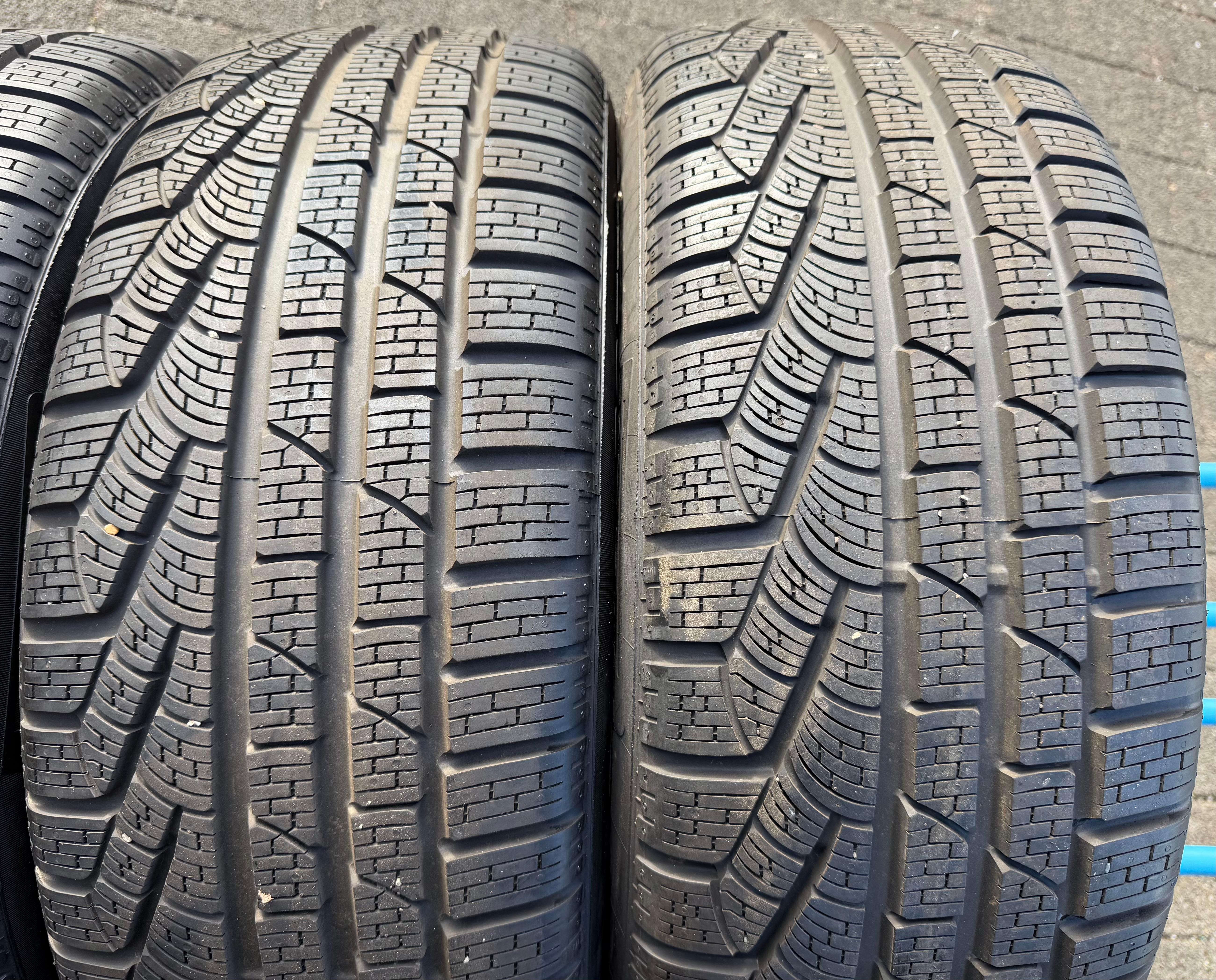 4 ruedas de invierno de aleación originales de 18" para VW Tiguan II 5NA 235/55R18 104H 5NA601025M Sebring Pirelli