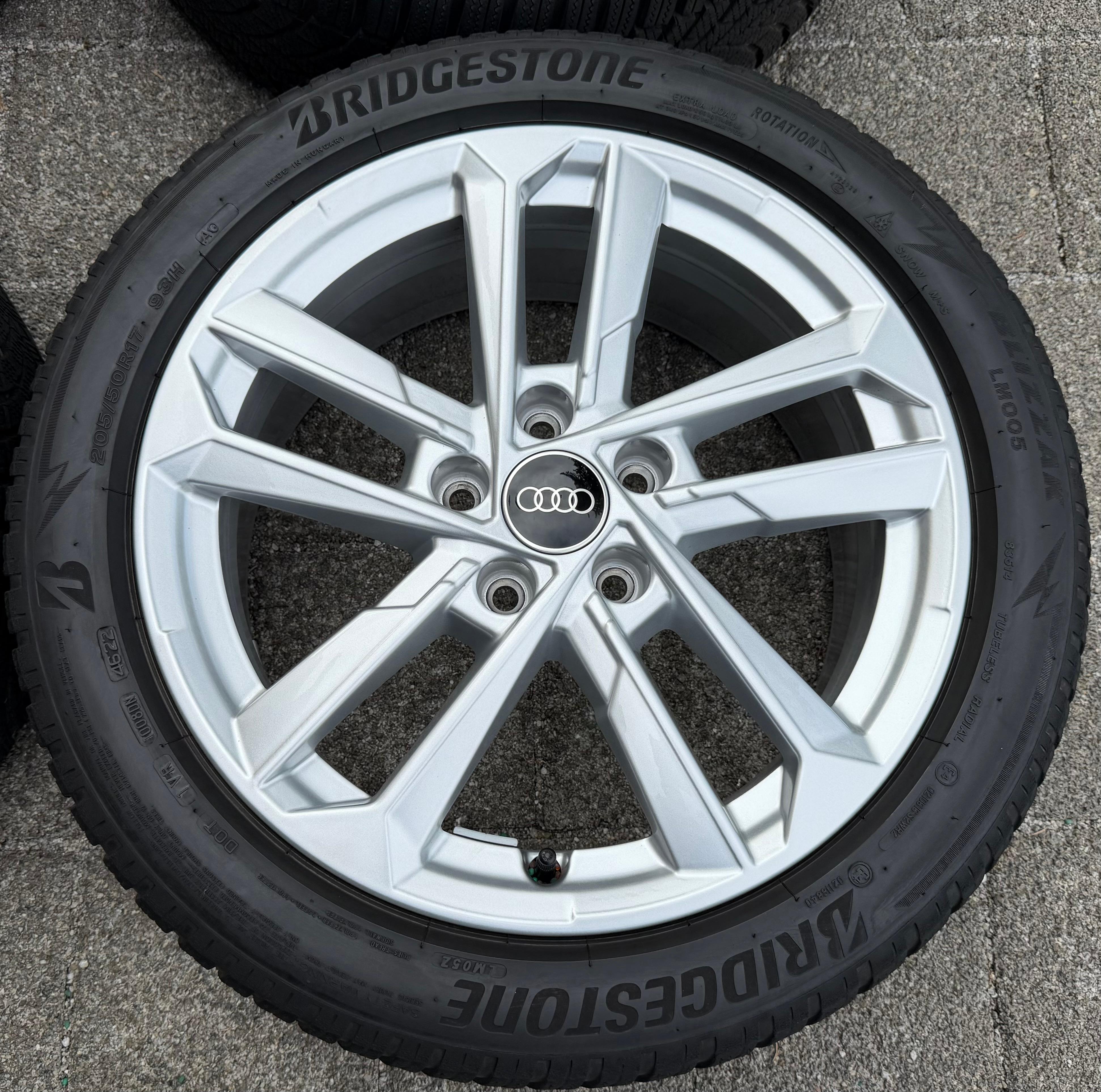 4 Original 17" Alu Winterräder Audi A3 S3 8Y 8Y0601025L 205/50R17 93H Bridgestone 2022
