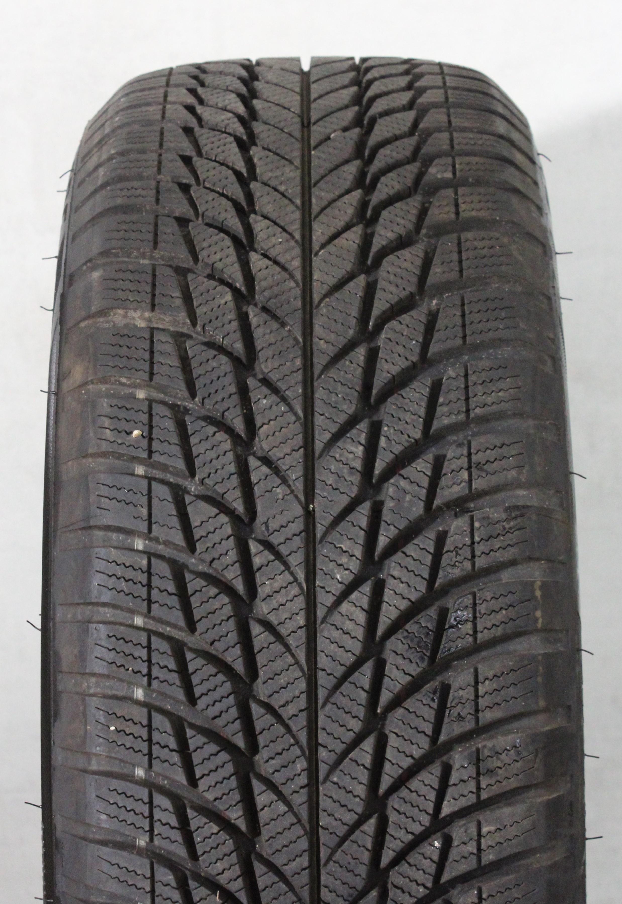 1 x 195/55R16 91V Winterreifen Bridgestone Blizzak LM001 AO 7,5-8mm 2023