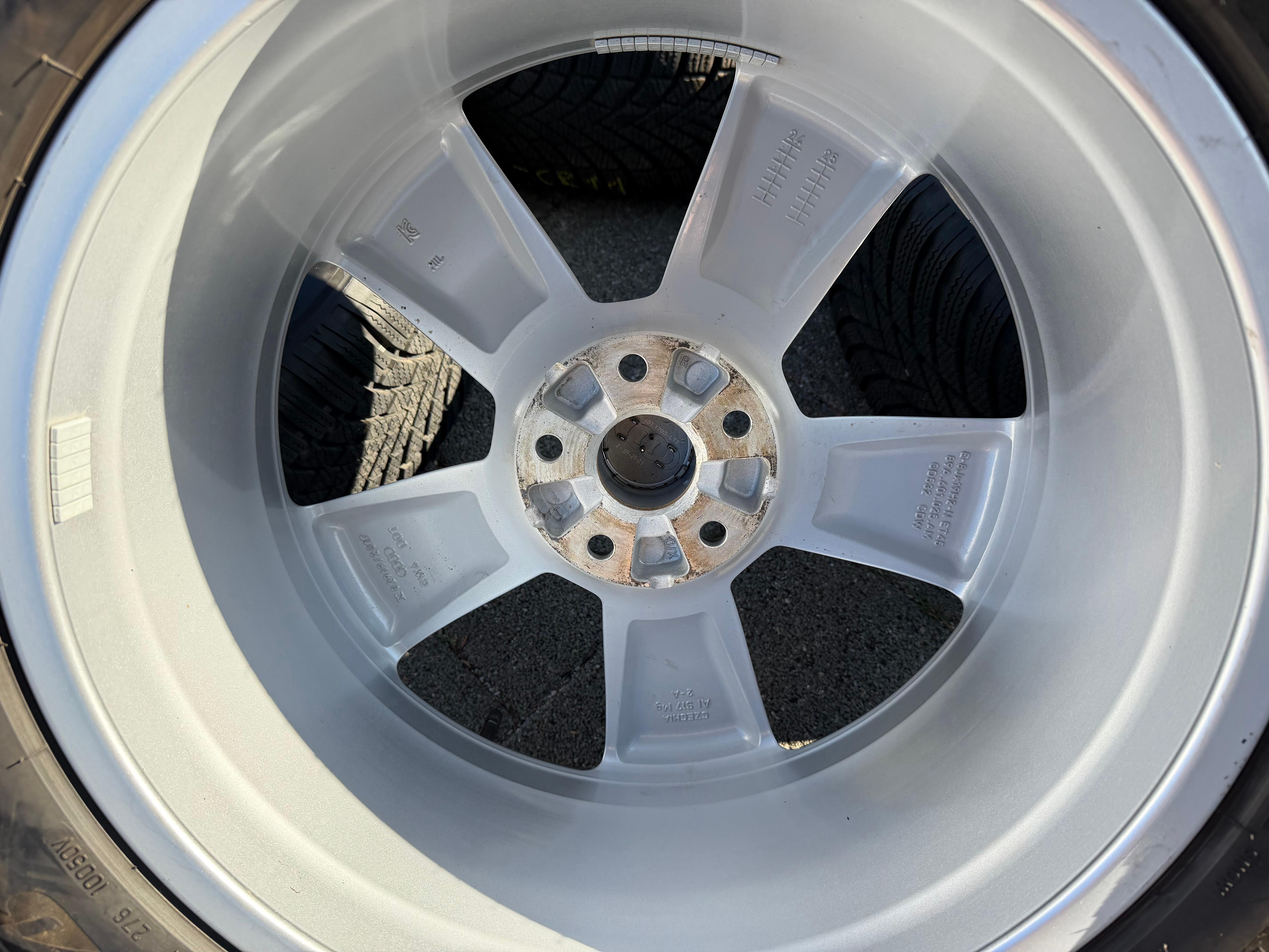 4 Original 19" Alu Winterräder Audi Q4 E-Tron Etron F4B F4N 235/55R19 101T 255/50R19 103T