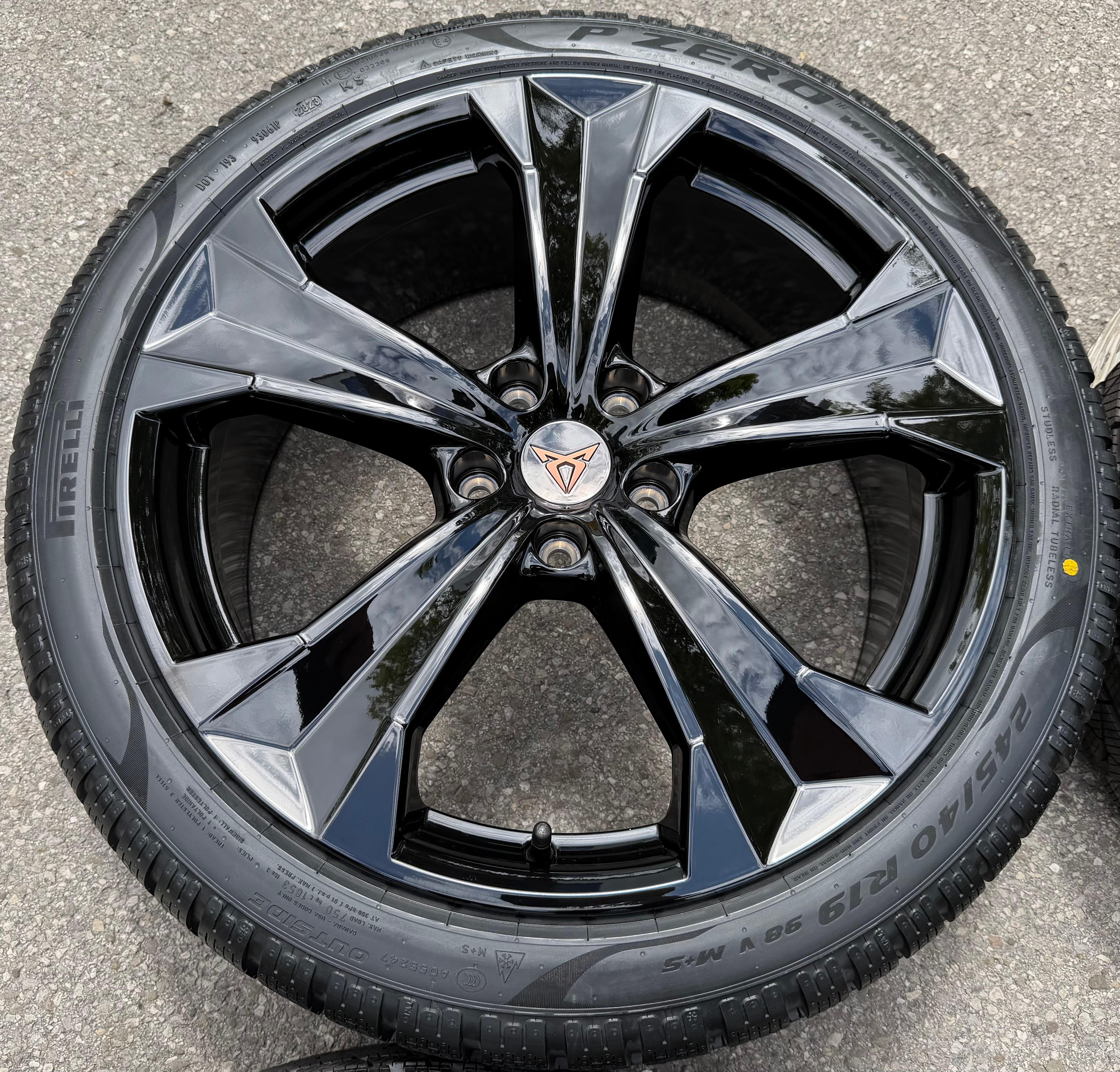 4 ORIGINAL 19" ALU WINTERRÄDER SEAT ATECA CUPRA HK7 575601025T 245/40R19 98V